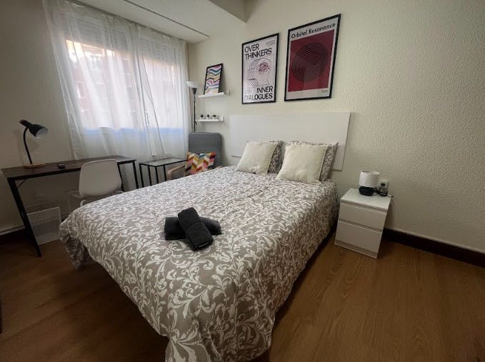 Single room Bilbao, 1 bed, 12m² — photo 1