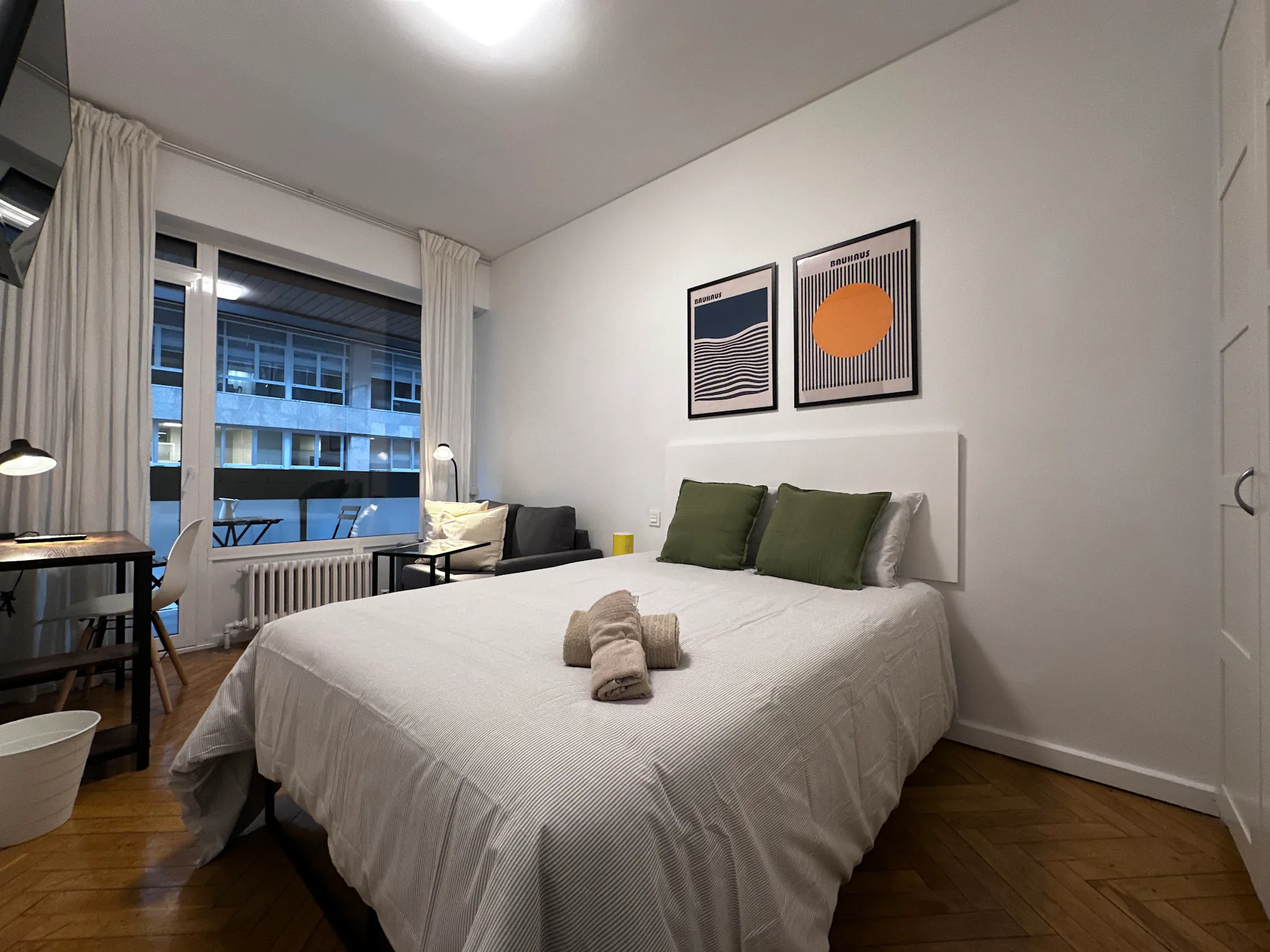 Estrauntza Kalea, Bilbao preview