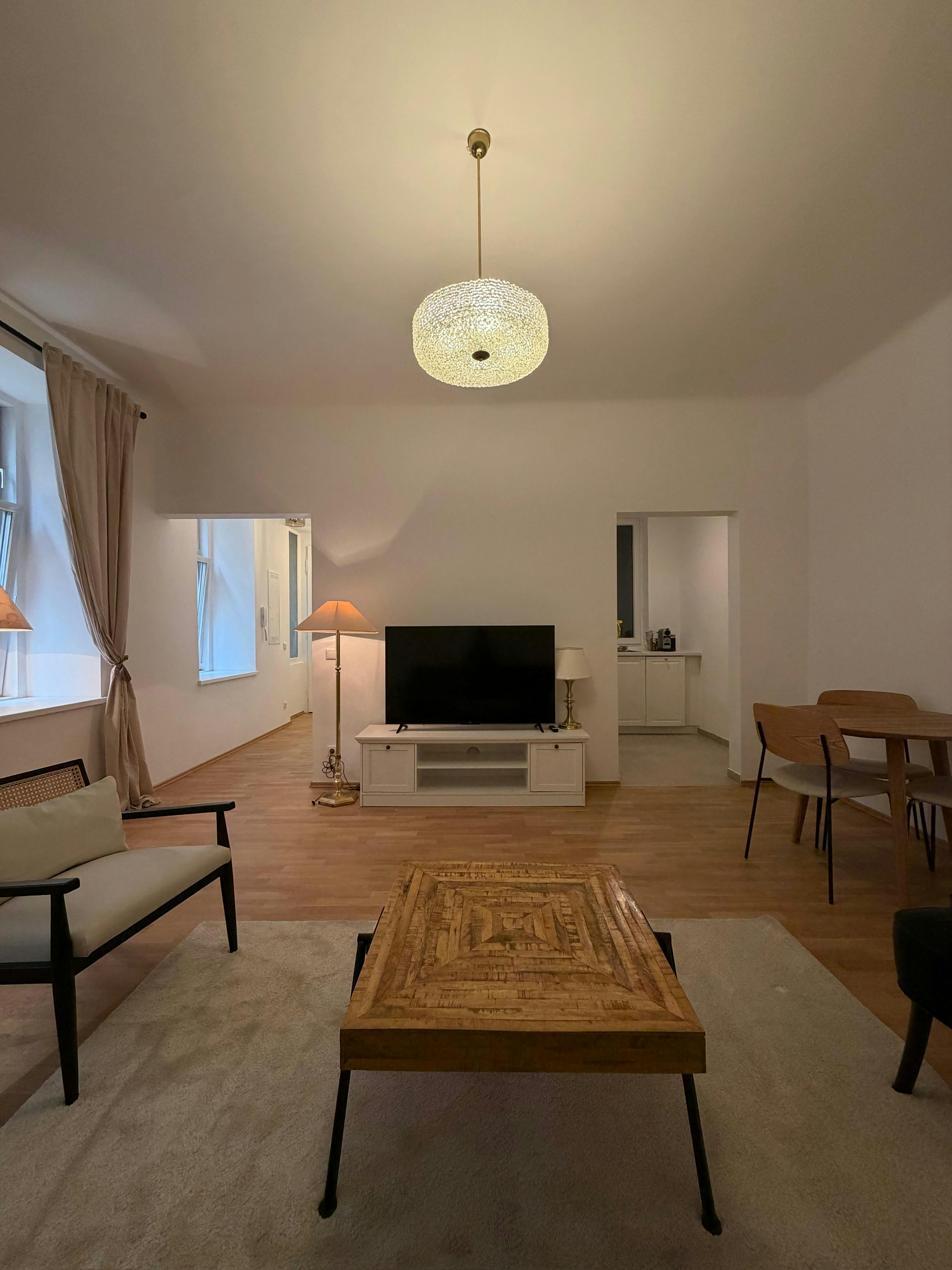 Am Hundsturm, Vienna preview