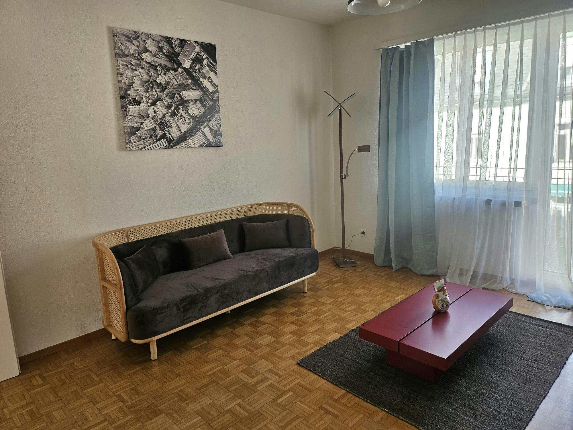 公寓 正在以 CHF 2,975 的月租出租，其位于 Zürich, Hopfenstrasse