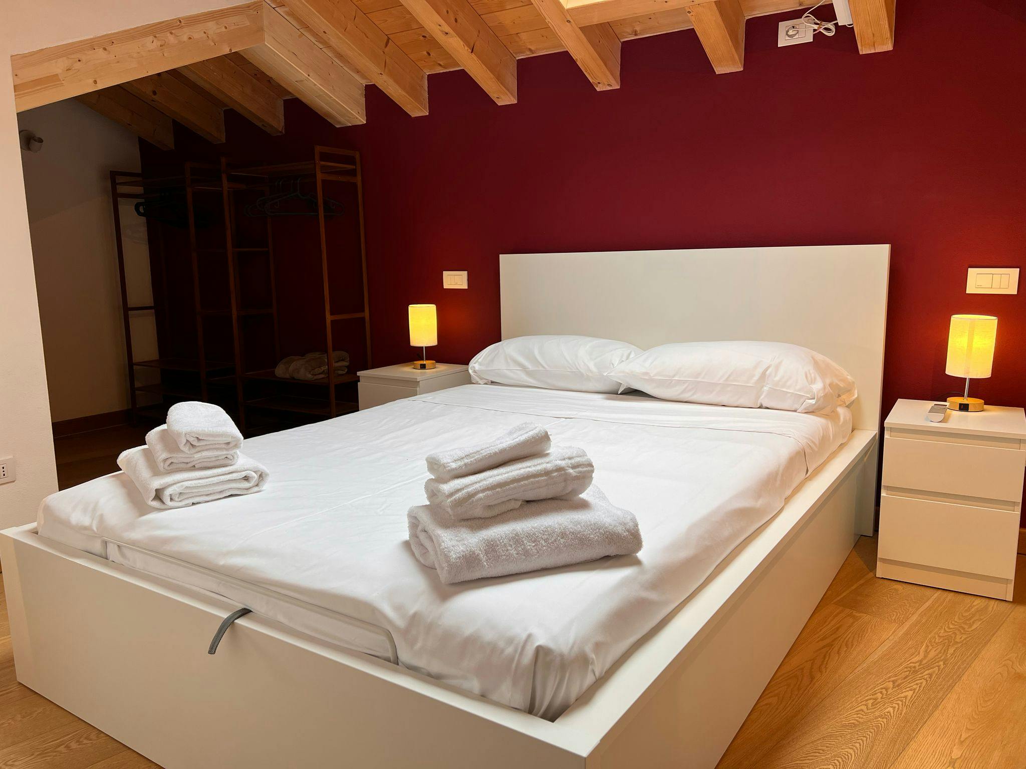 公寓 正在以 €1,200 的月租出租，其位于 Varese, Via Francesco Guicciardini