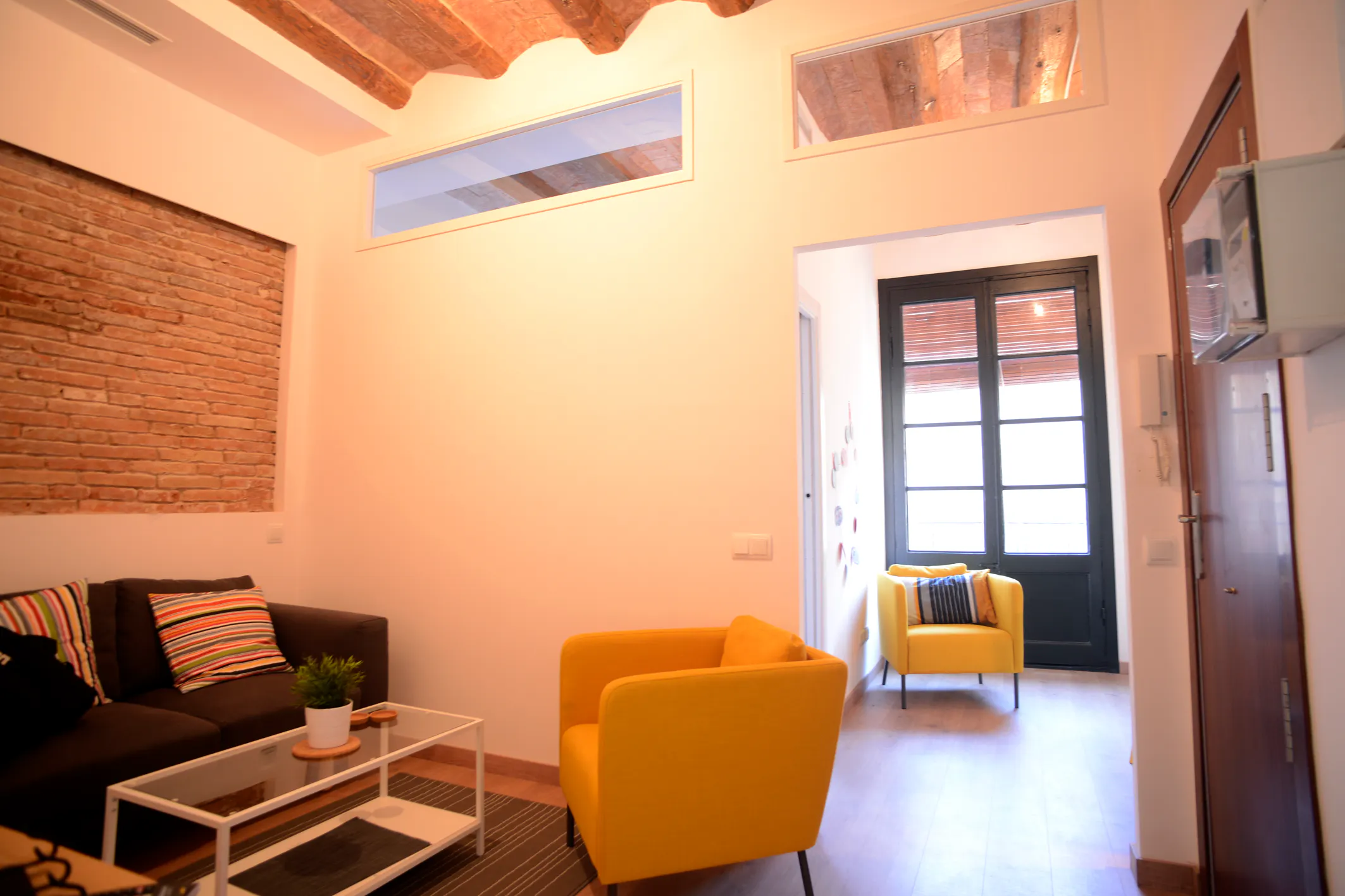 2-Bedroom Apartment in Carrer de Sant Martí, Barcelona (1689849) ROOM 1