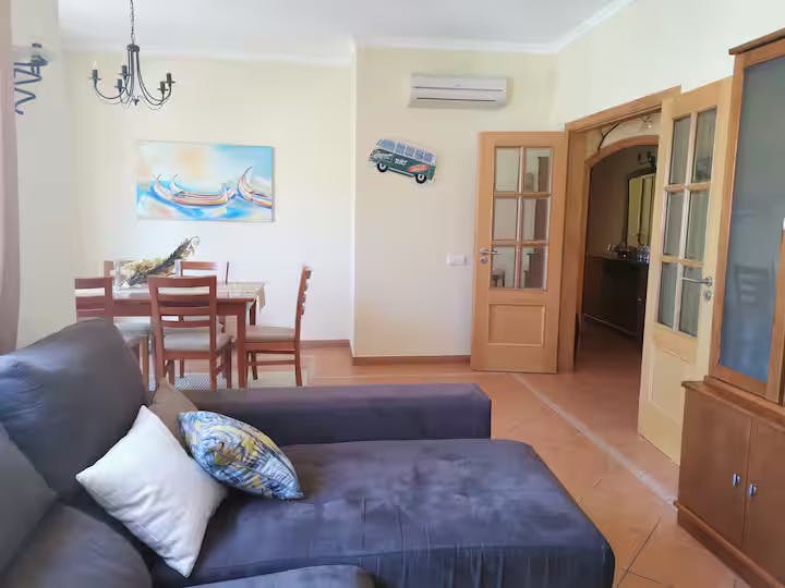 House for rent for €5,620 per month in Albufeira, Rua da Figueira