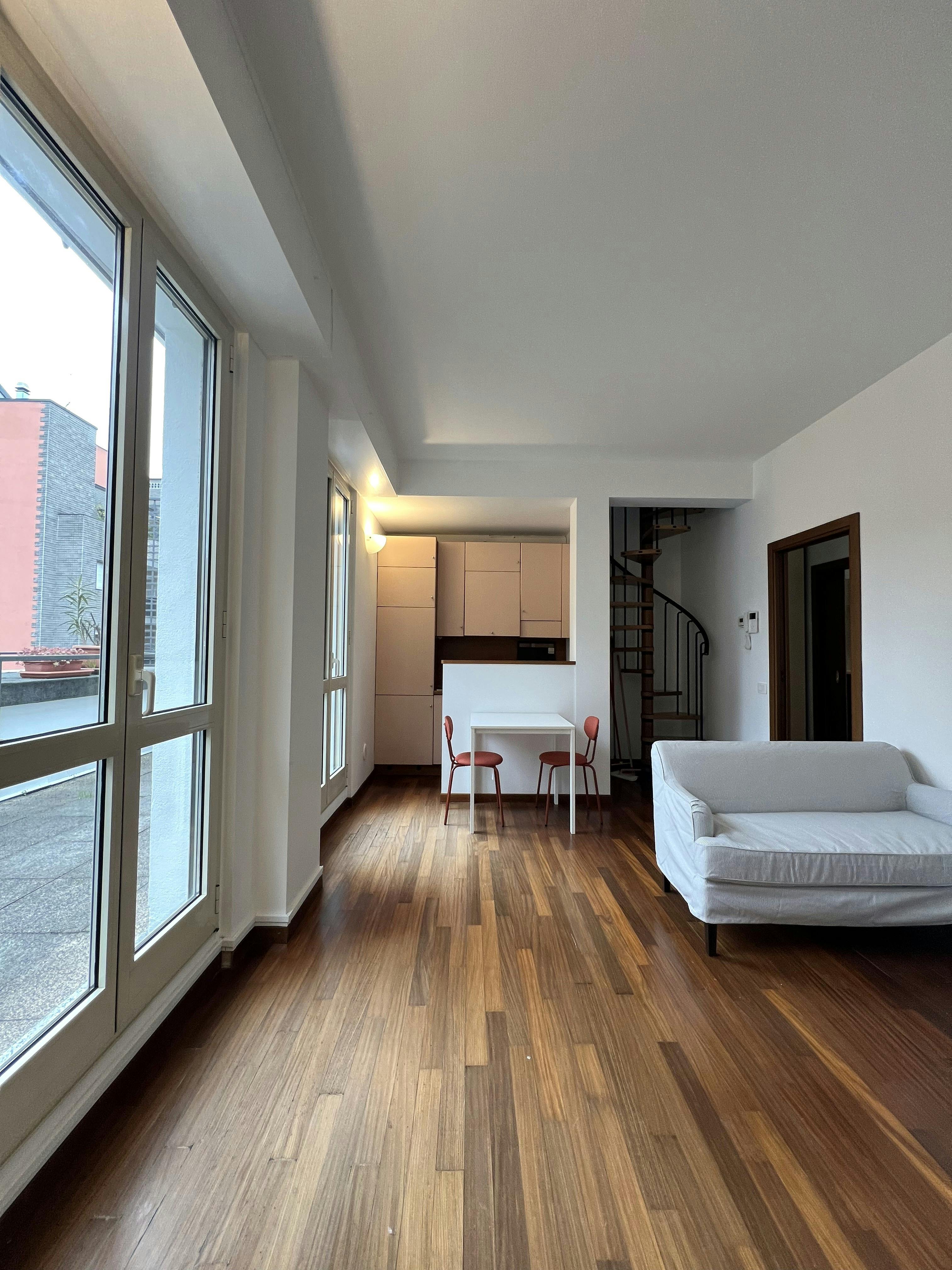 Apartment for rent for €1,500 per month in Milan, Via Trebazio