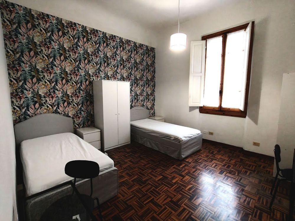 Shared room for rent for €400 per month in Florence, Via Aurelio Saffi