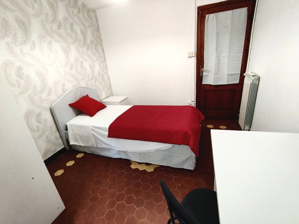 Single room Florence, 1 bed — photo 10