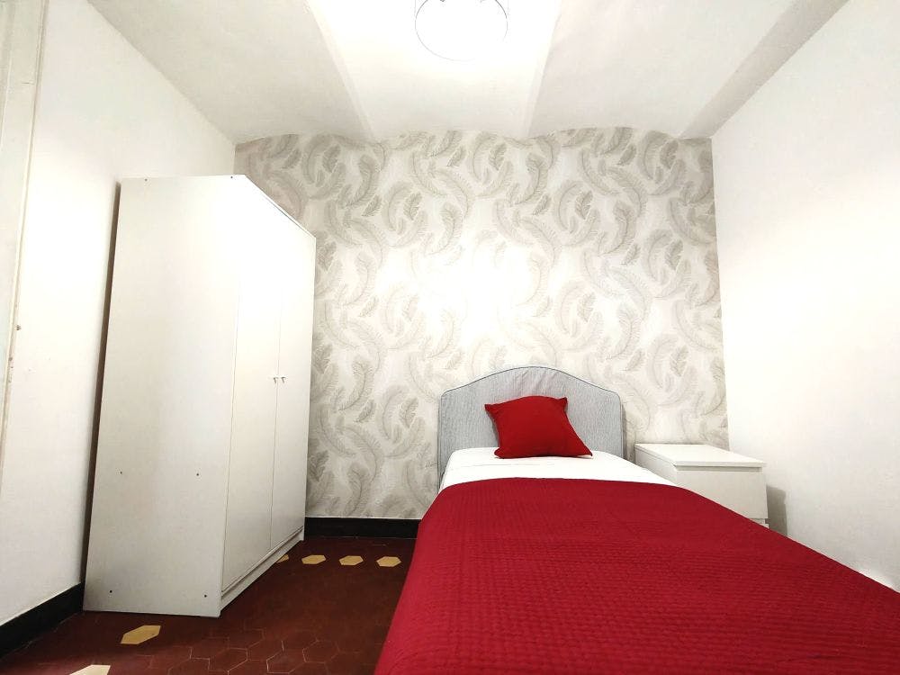 Single room Florence, 1 bed — photo 9