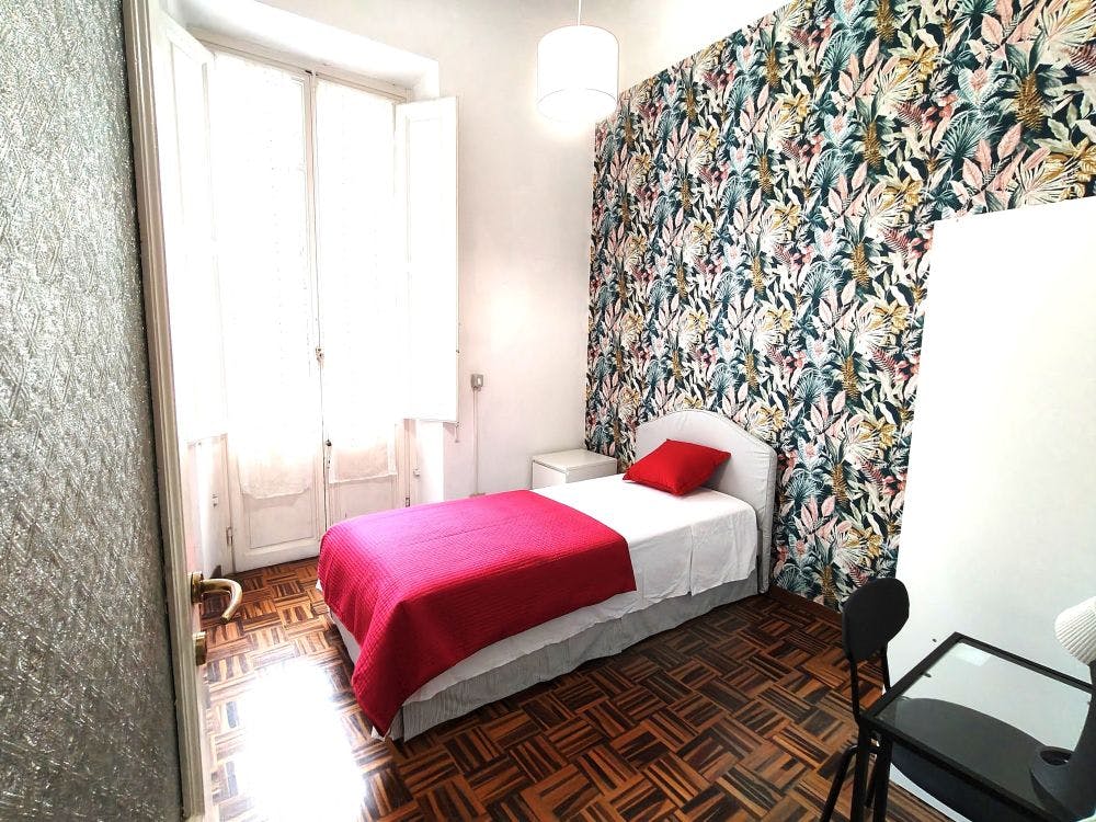 Single room Florence, 1 bed — photo 7