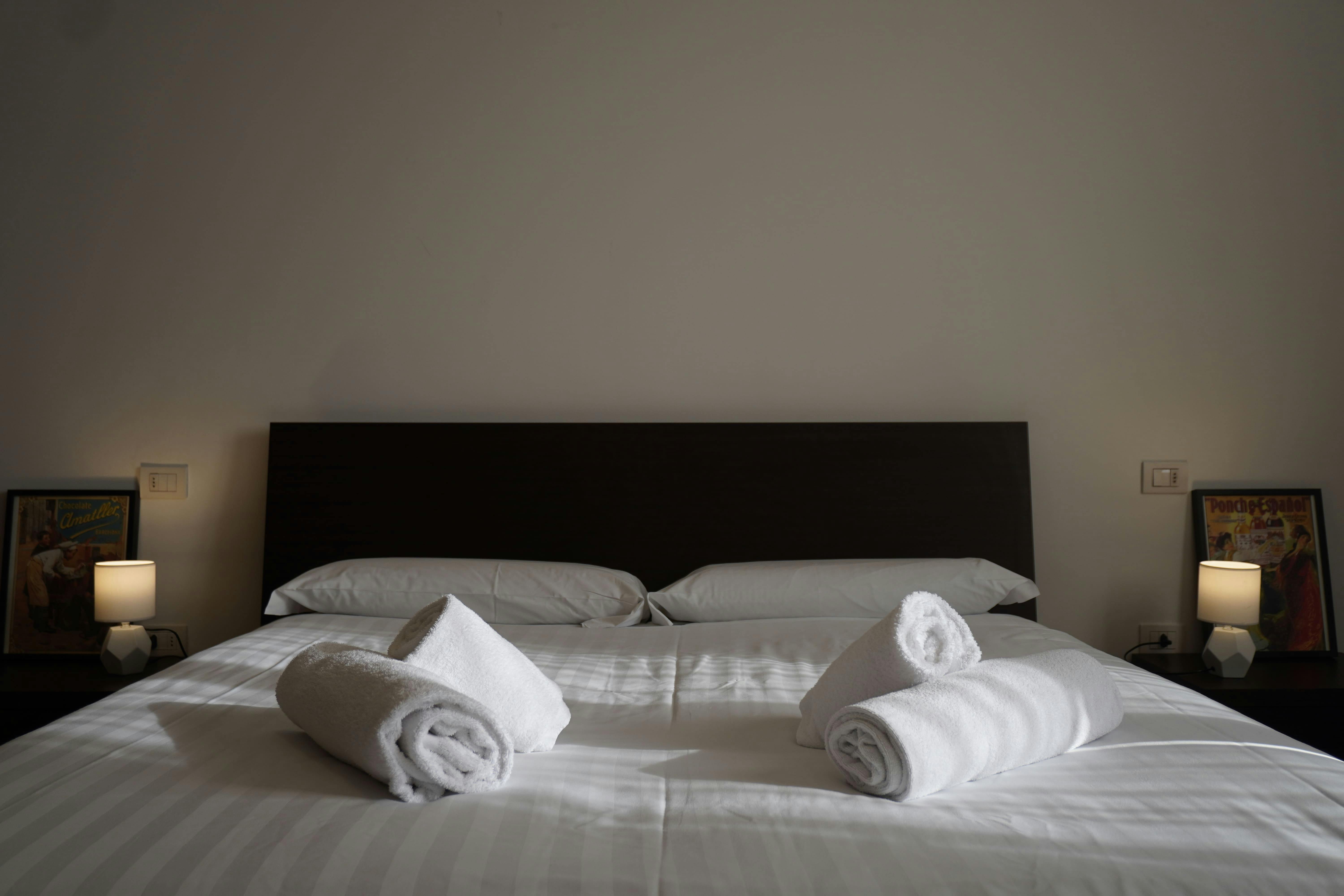 Apartment for rent for €1,850 per month in Milan, Via Tavazzano