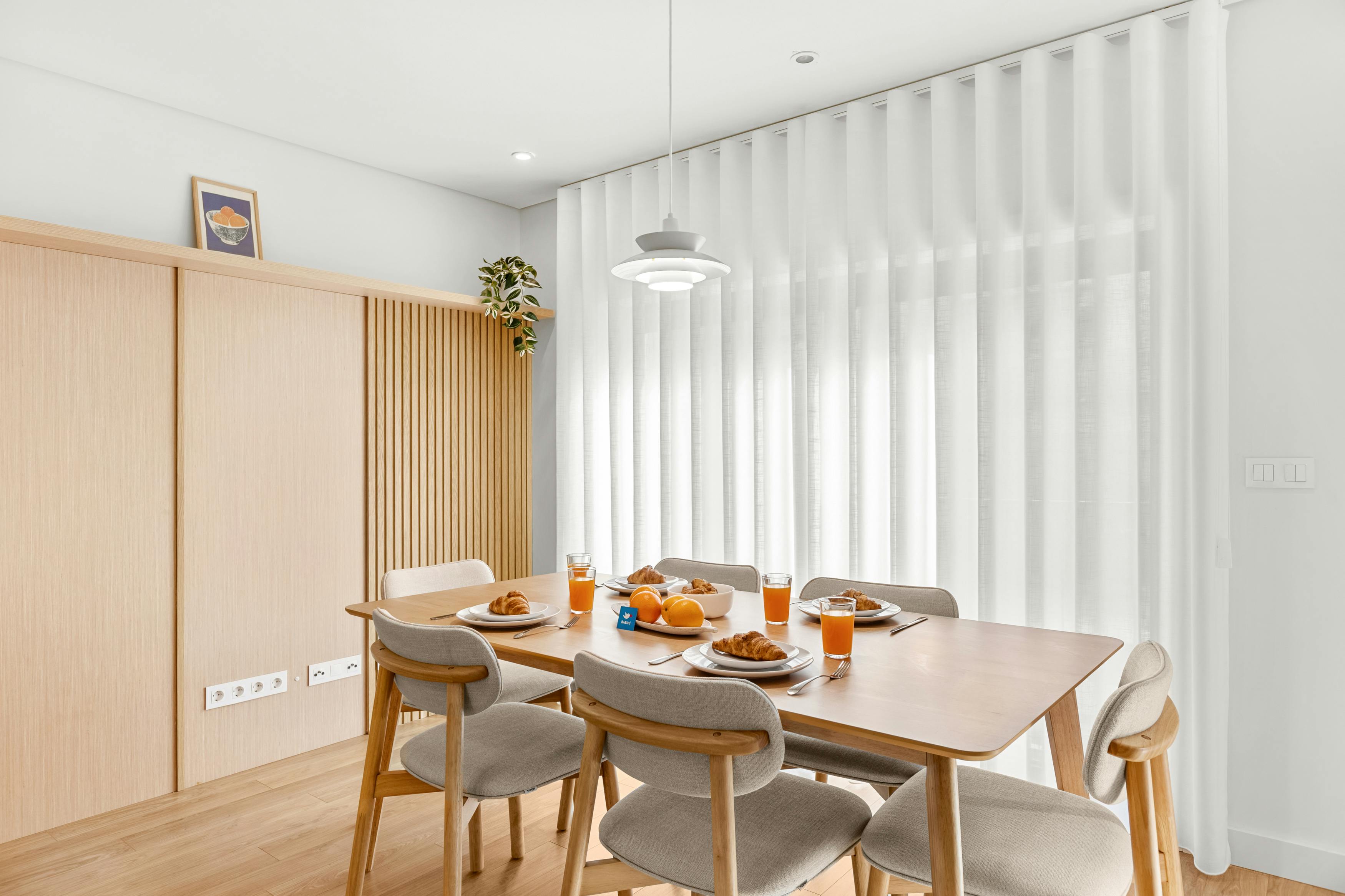 Apartment for rent for €3,890 per month in Porto, Rua de Anselmo Braamcamp