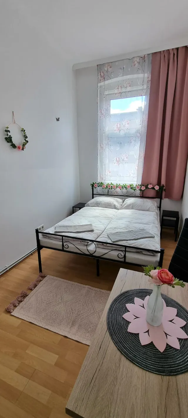Private room in Preysinggasse, Vienna (1689973) room image 2