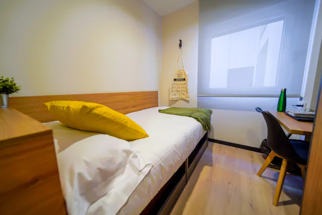 Private room in Carretera de Castilla, Madrid (1690012) room image 1