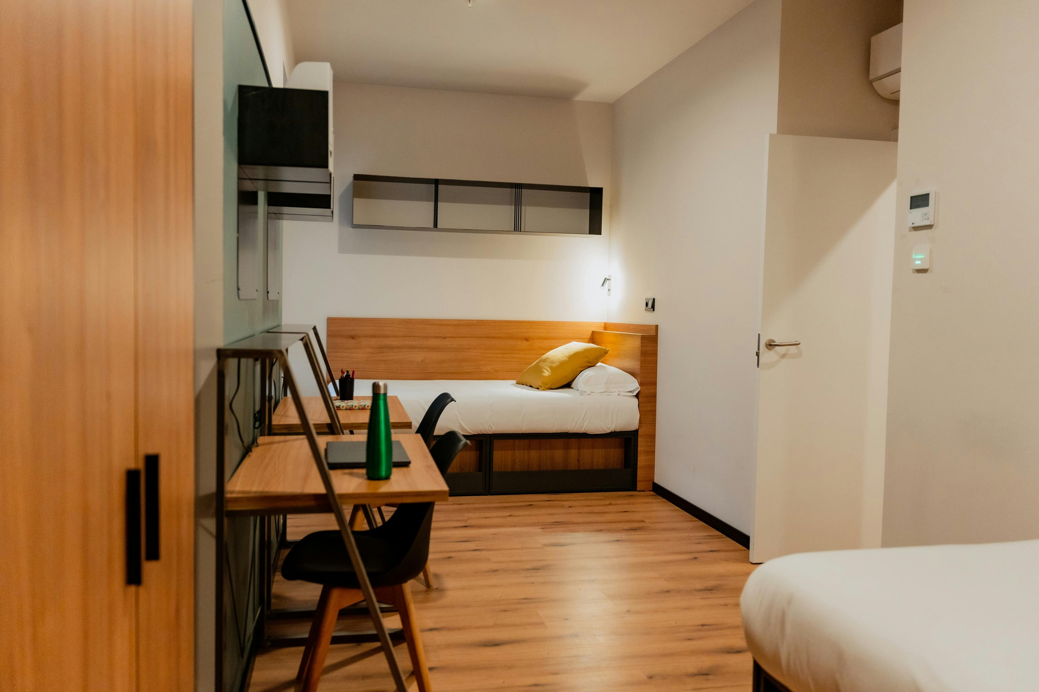 Private room for rent for €385 per month in Salamanca, Avenida de la Merced