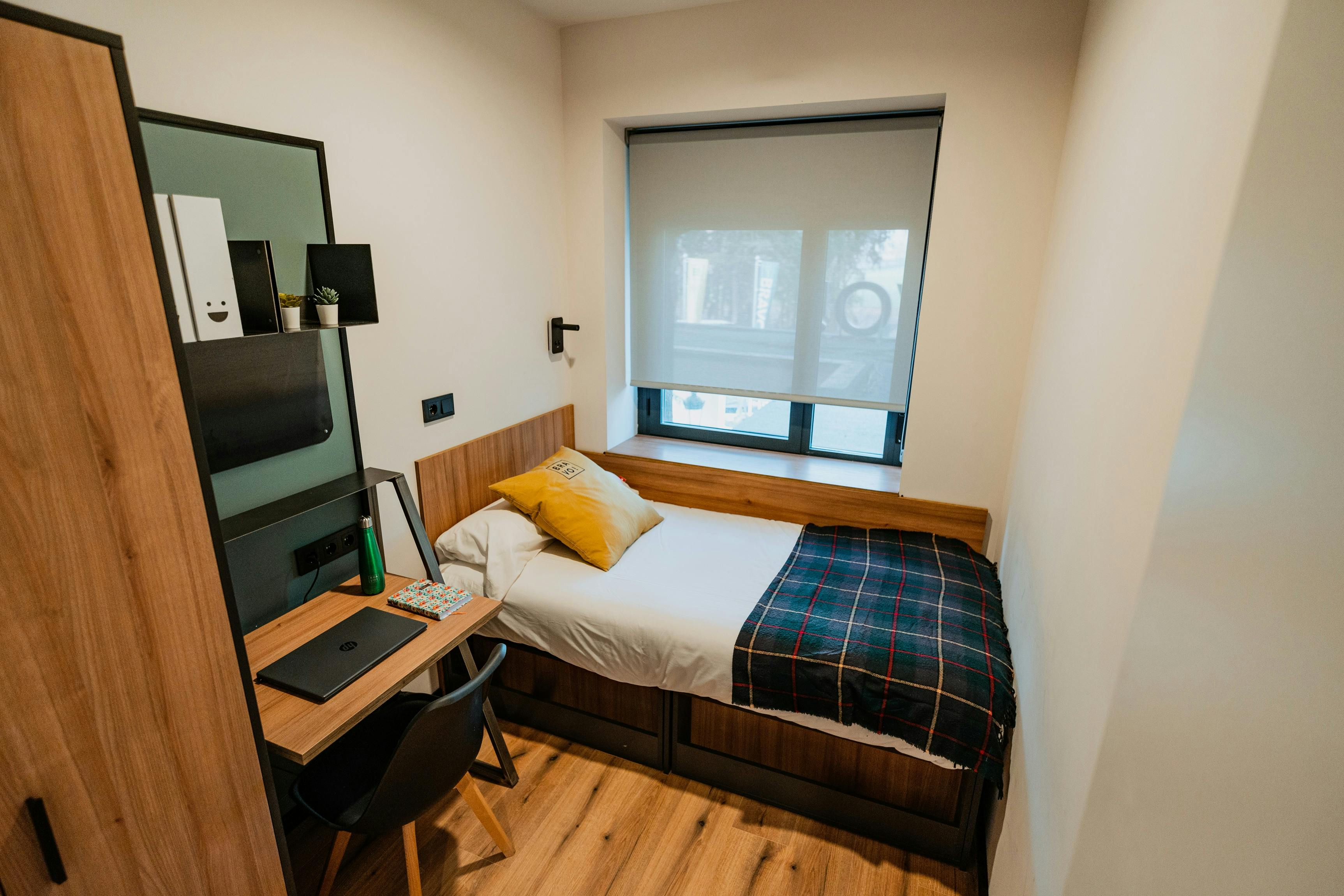 Private room for rent for €595 per month in Salamanca, Avenida de la Merced