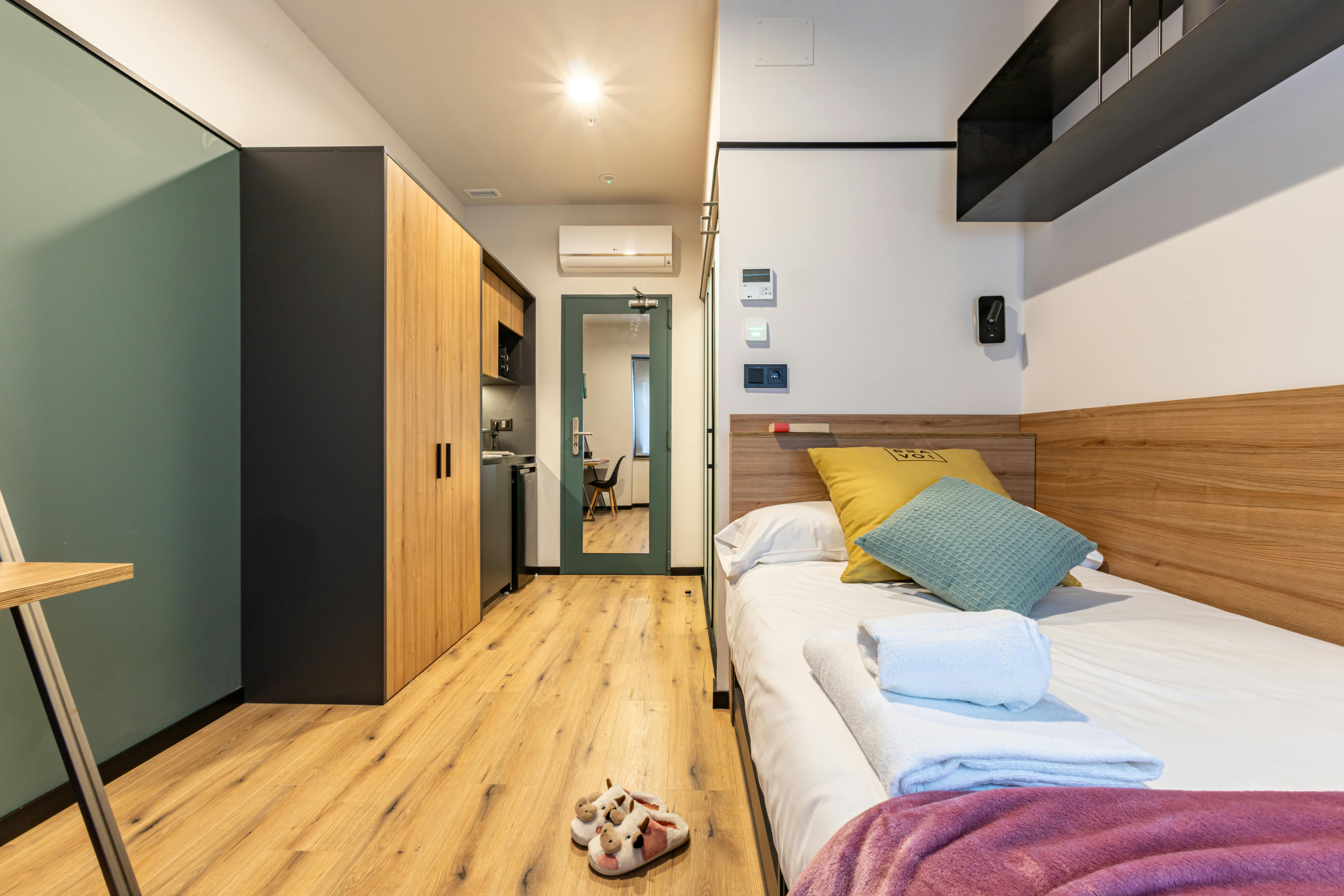 Отдельная комната сдается в аренду за 599 € в месяц в Salamanca, Avenida de la Merced