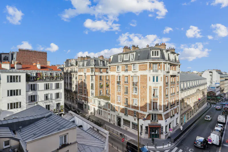 1-Bedroom Apartment in Rue du Mont-Cenis, Paris (1690113) ROOM 4
