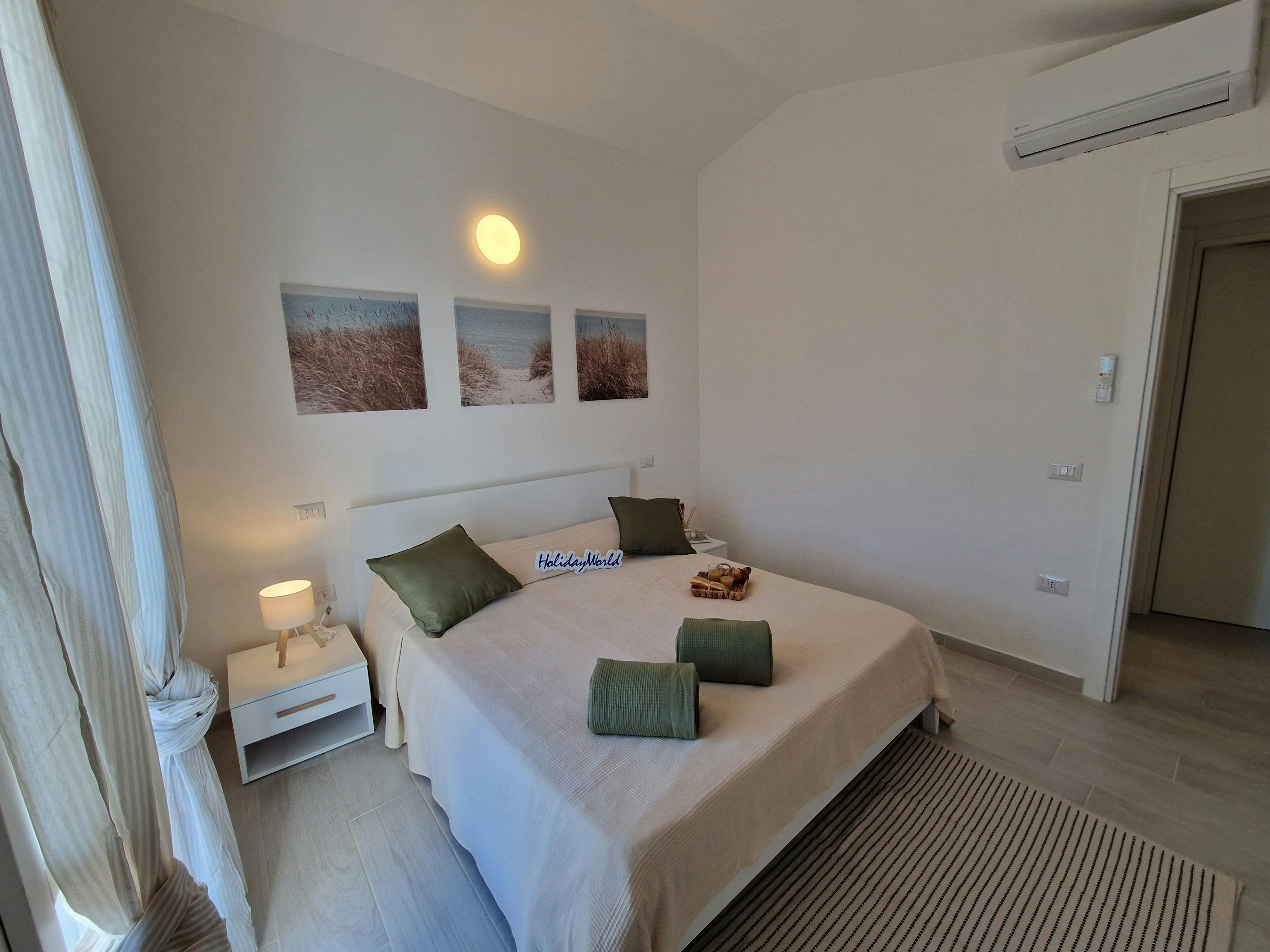 Apartment for rent for €3,590 per month in La Maddalena, Via Mary G