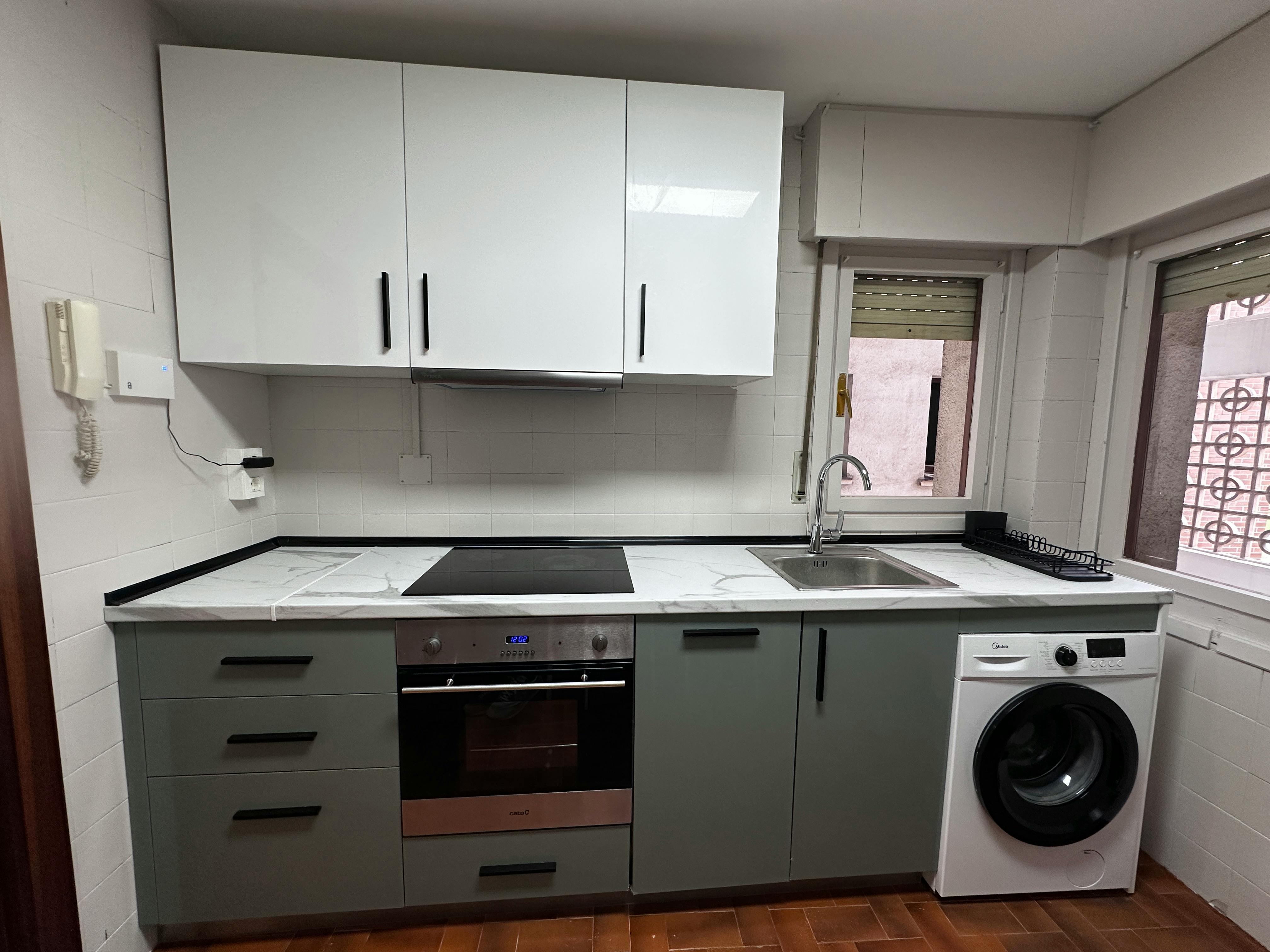 Single room Bilbao, 1 bed, 12m² — photo 4