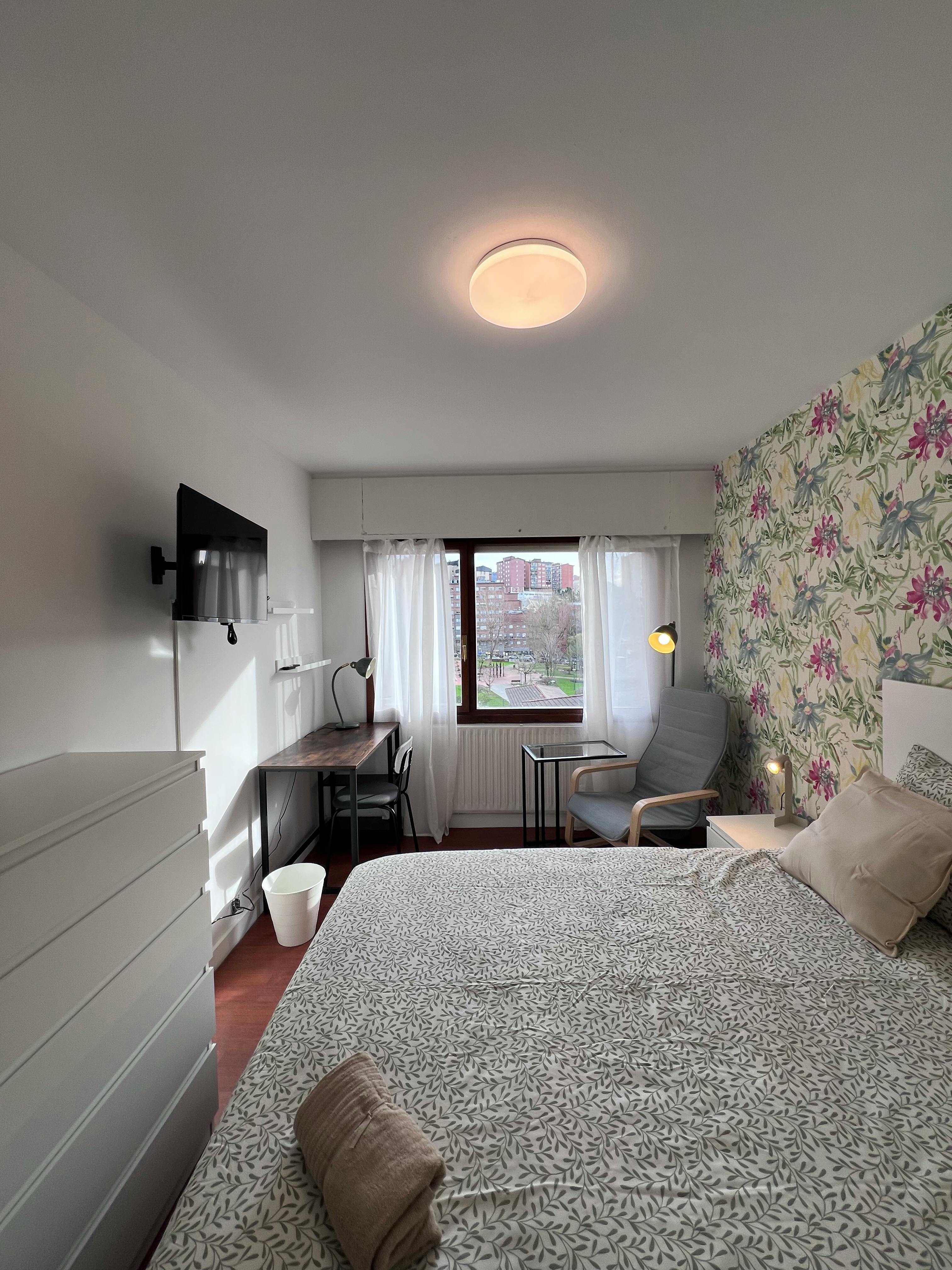 Single room Bilbao, 1 bed, 12m² — photo 8