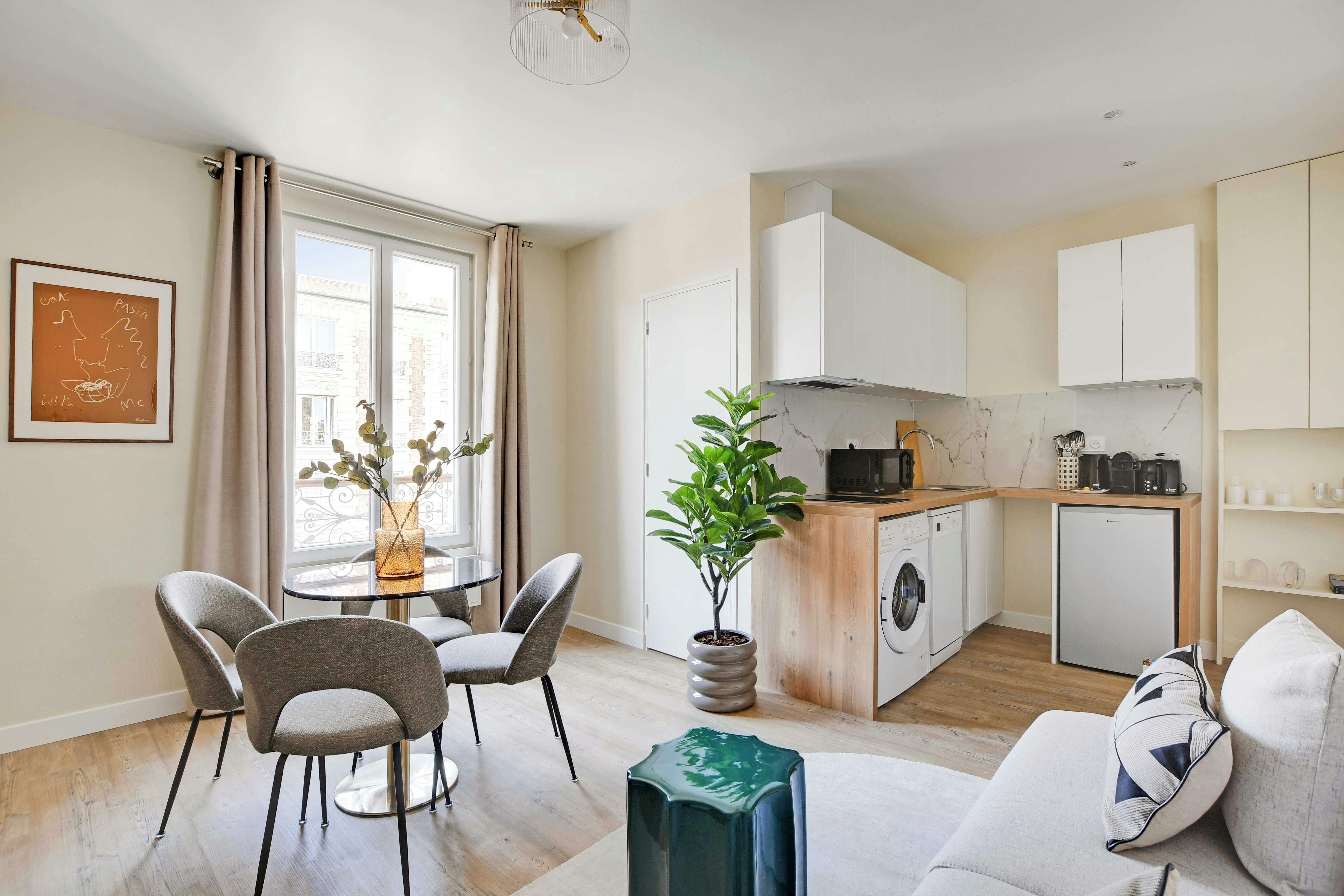 Apartment for rent for €1,539 per month in Ivry-sur-Seine, Avenue Maurice Thorez