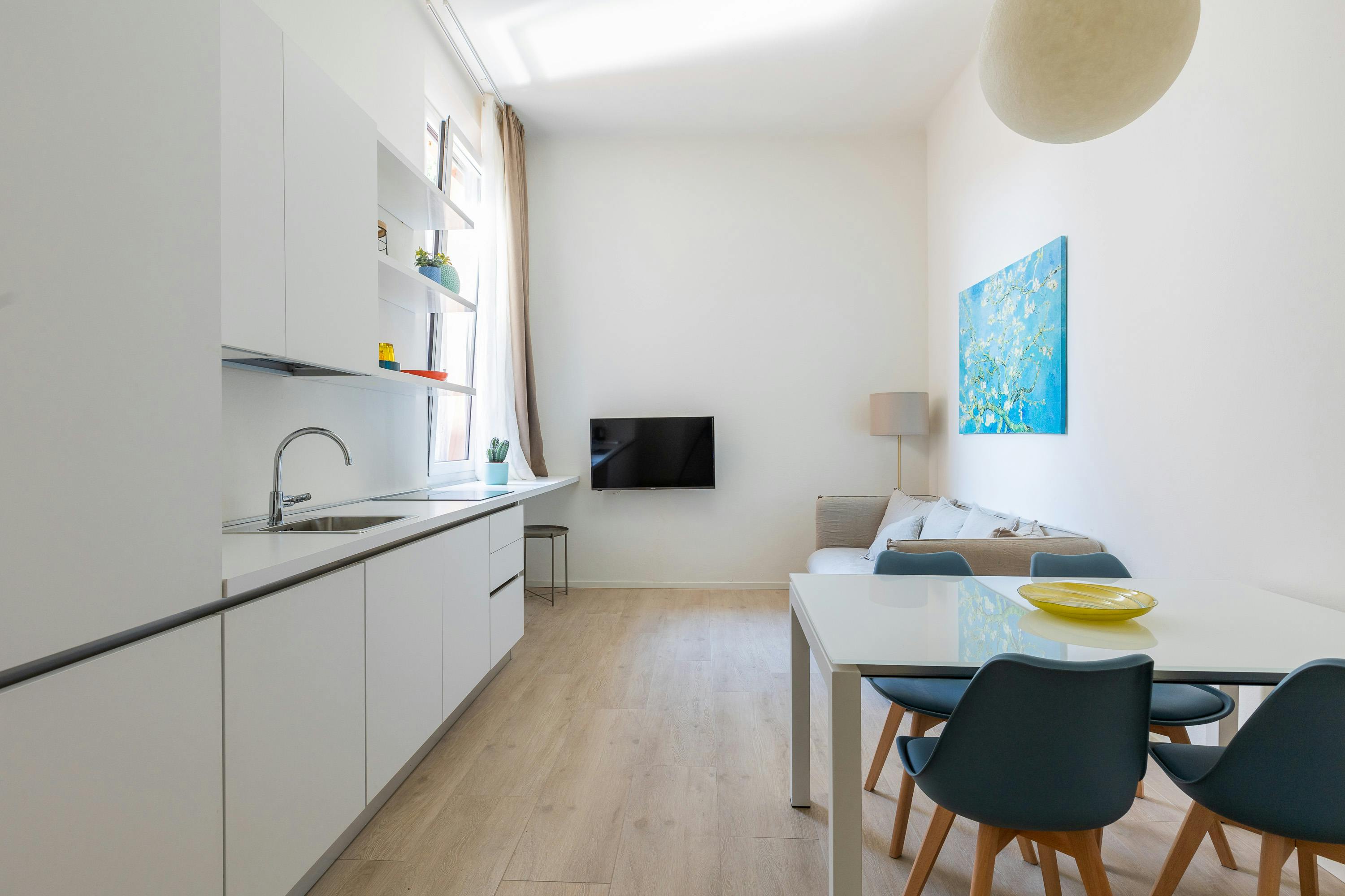 Vicolo Bianchetti, Bologna preview