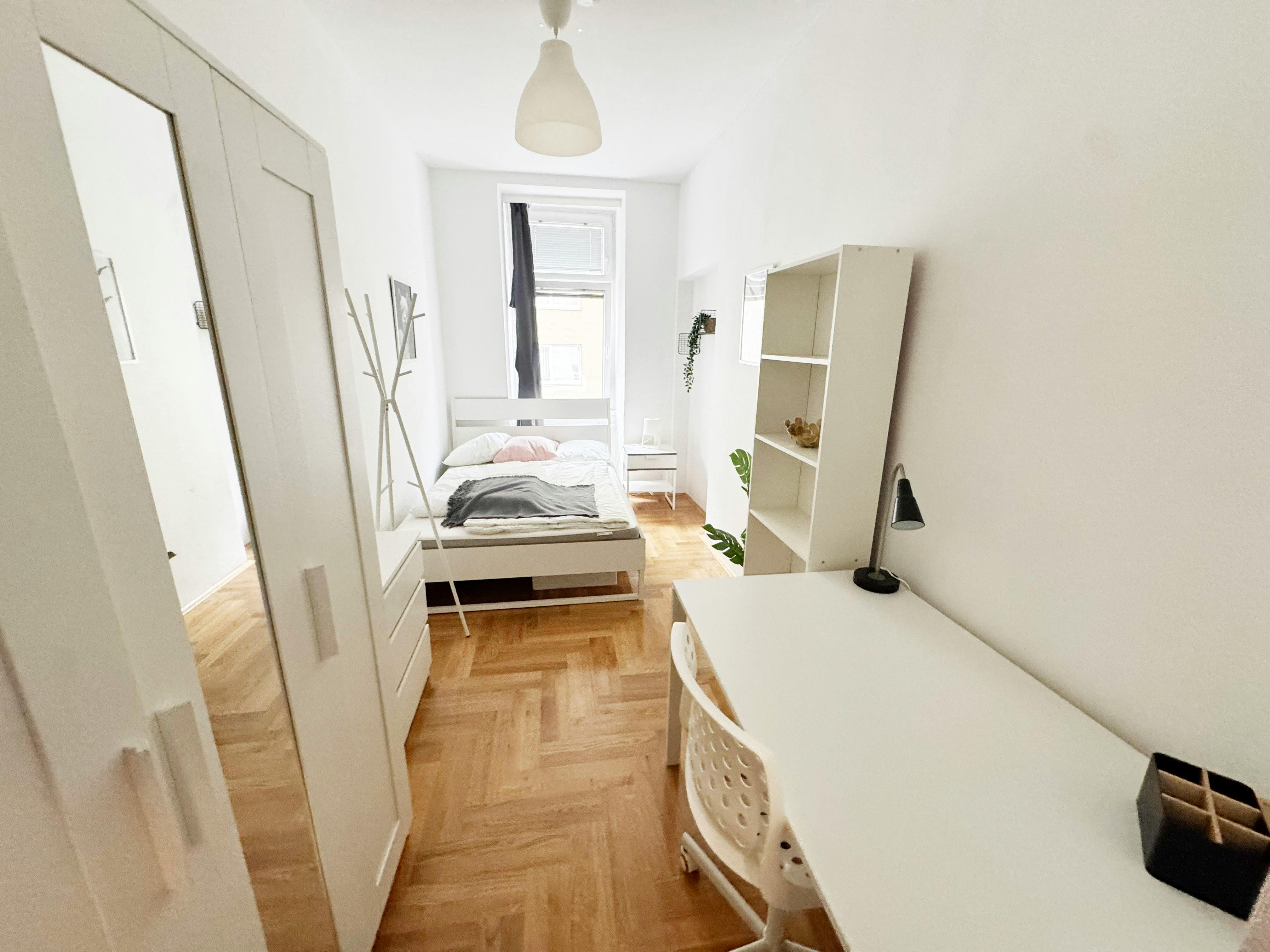 Favoritenstraße, Vienna preview
