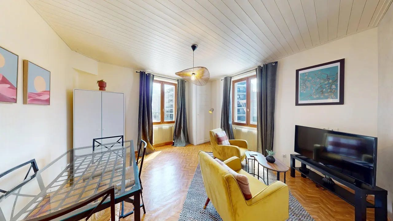 Apartment for rent for €1,200 per month in Gaillard, Rue de Genève