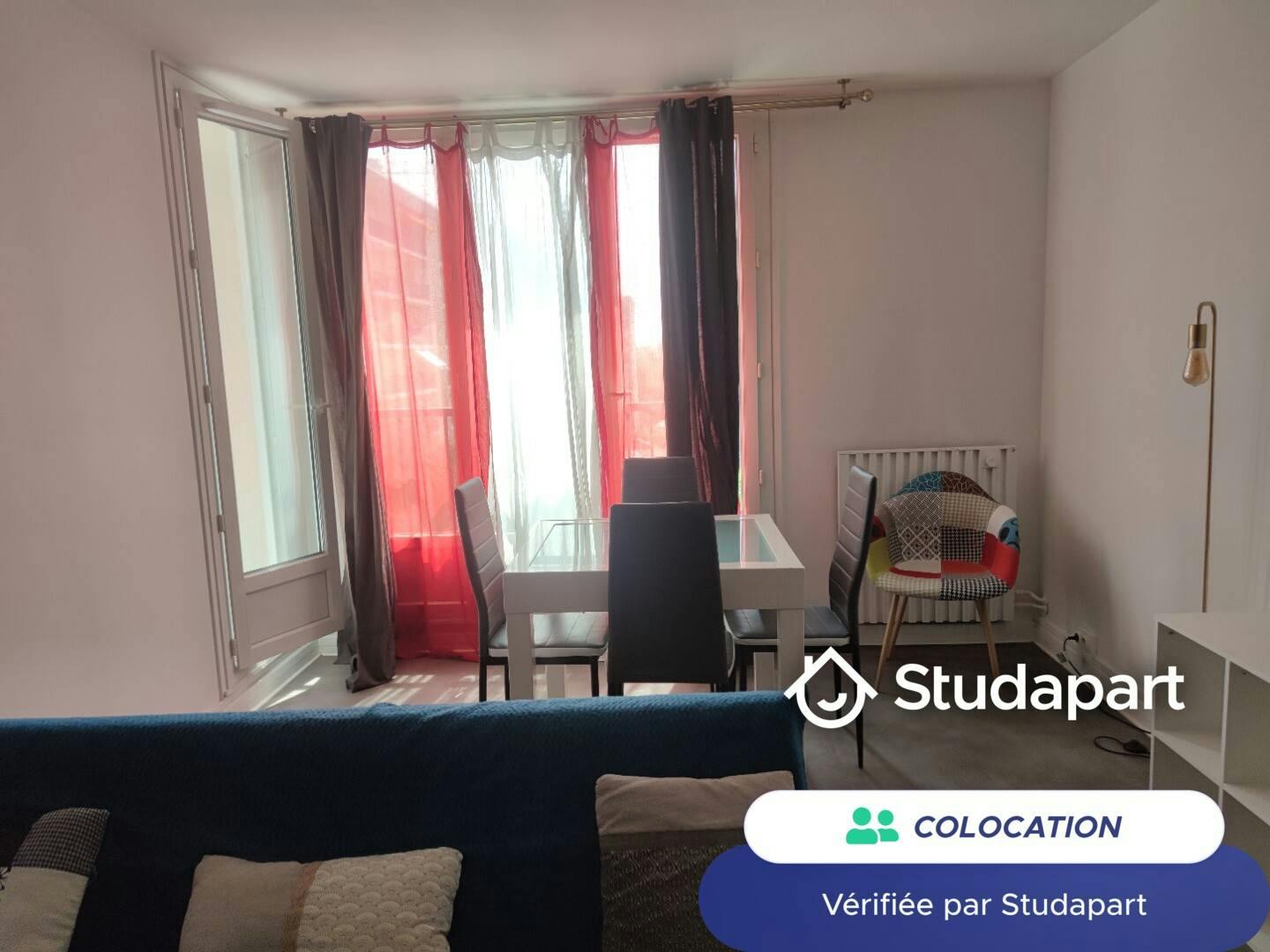 Chambre privée à louer pour 623 €/mois à Chilly-Mazarin, Domaine du Château