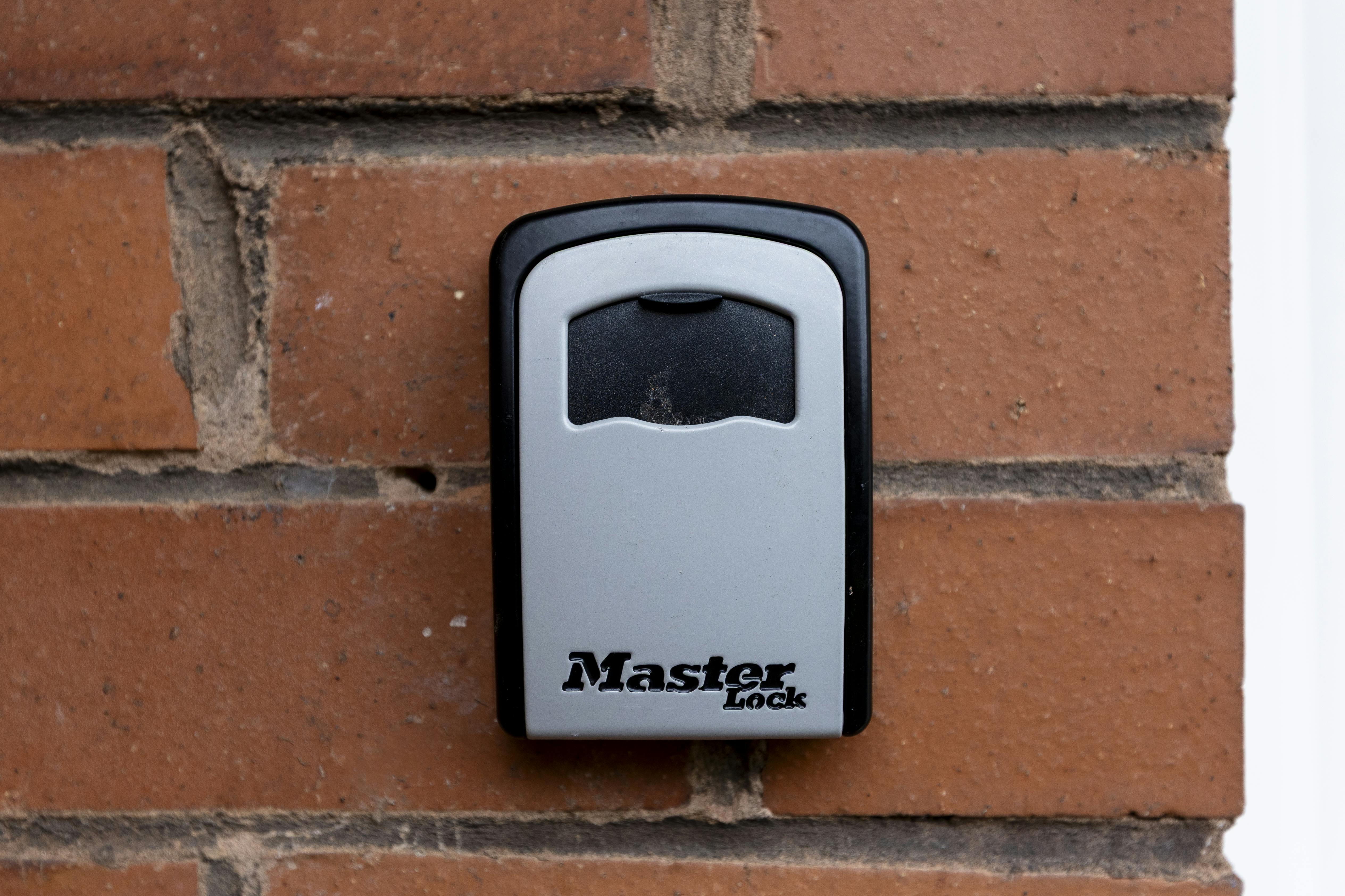 Будинок за оренду для 2 600 GBP на місяць у Stoke-on-Trent, Brackenfield Avenue