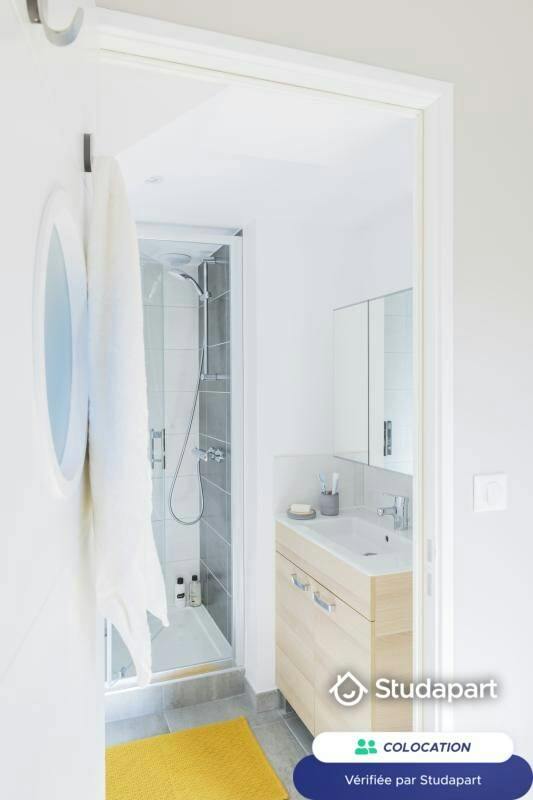 Private room for rent on Avenue Germaine Sablon, Nantes - Vue 5