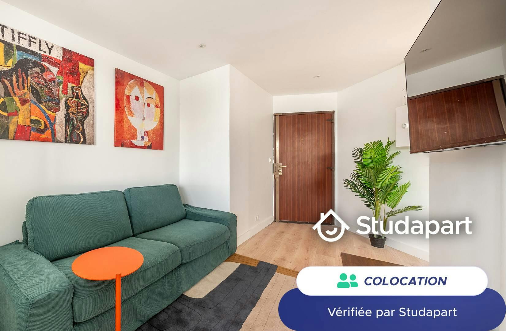 Private room for rent for €595 per month in Créteil, Boulevard Pablo Picasso