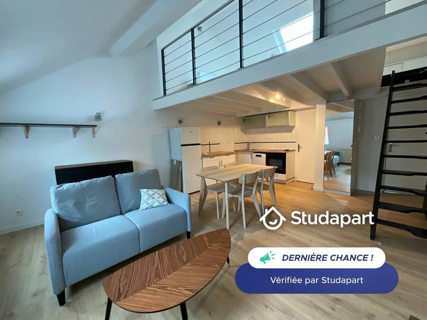 Apartment for rent for €851 per month in Lille, Rue des Meuniers