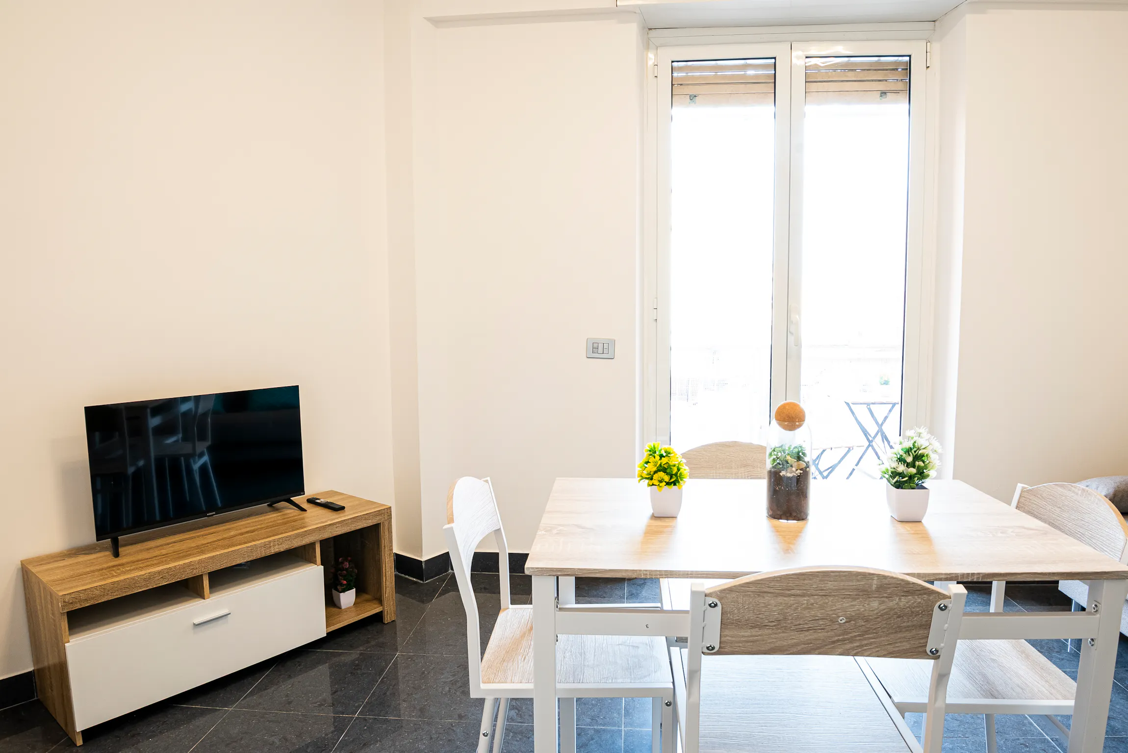 2-Bedroom Apartment in Via Giuseppe Troiani, Rome (1690582) ROOM 2