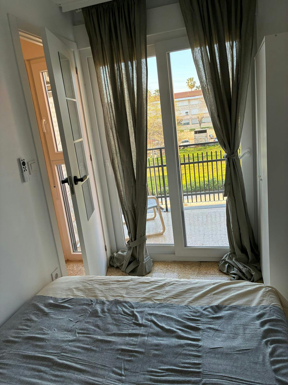 Single room Xirivella, 1 bed, 6m² — photo 3
