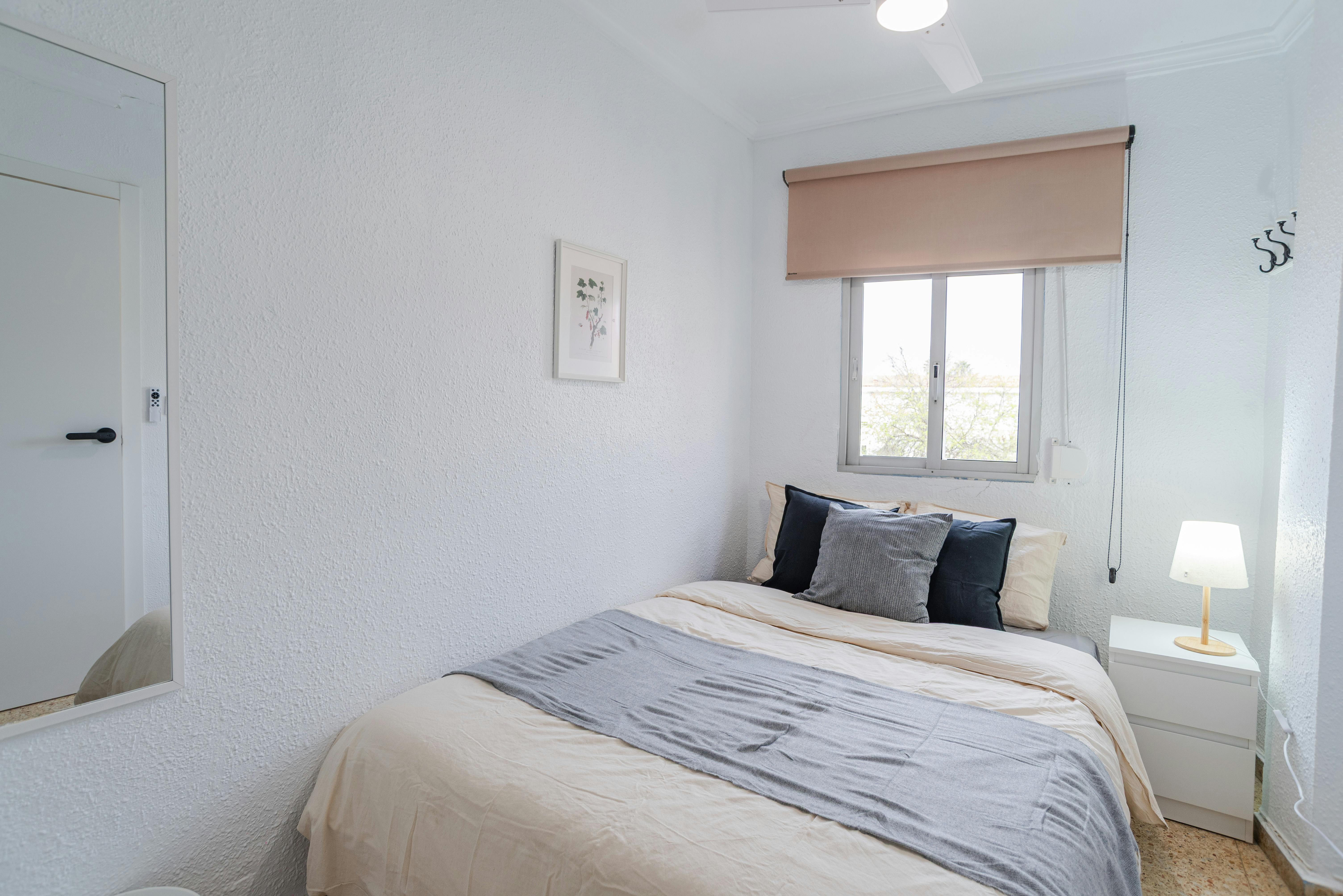 Single room Xirivella, 1 bed, 7m² — photo 20
