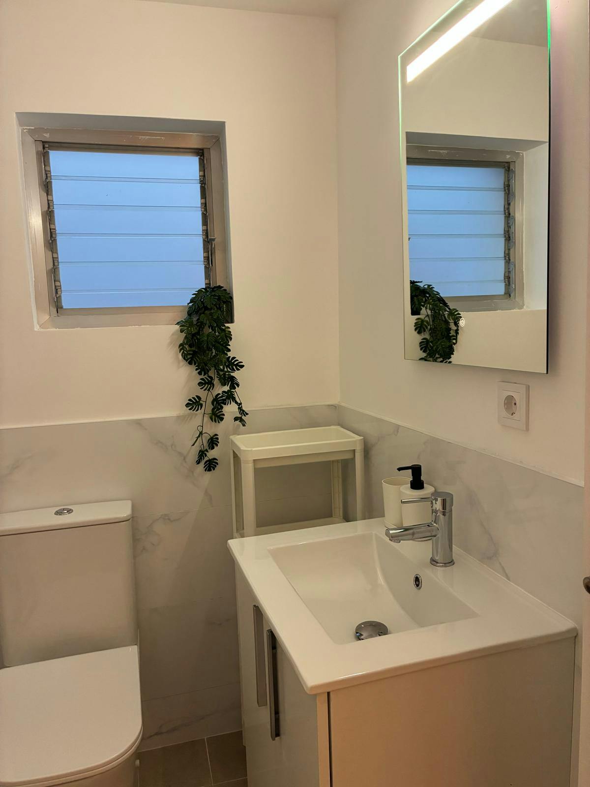 Single room Xirivella, 1 bed, 7m² — photo 18