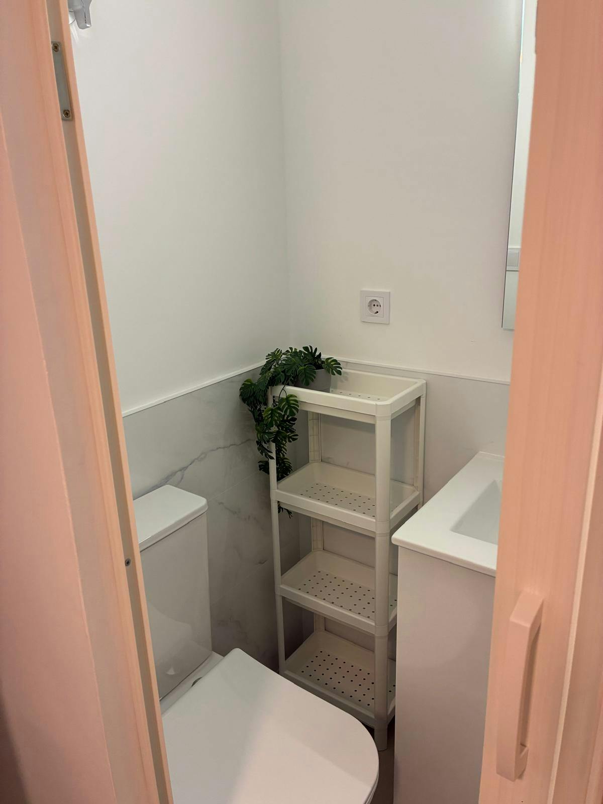Single room Xirivella, 1 bed, 6m² — photo 5