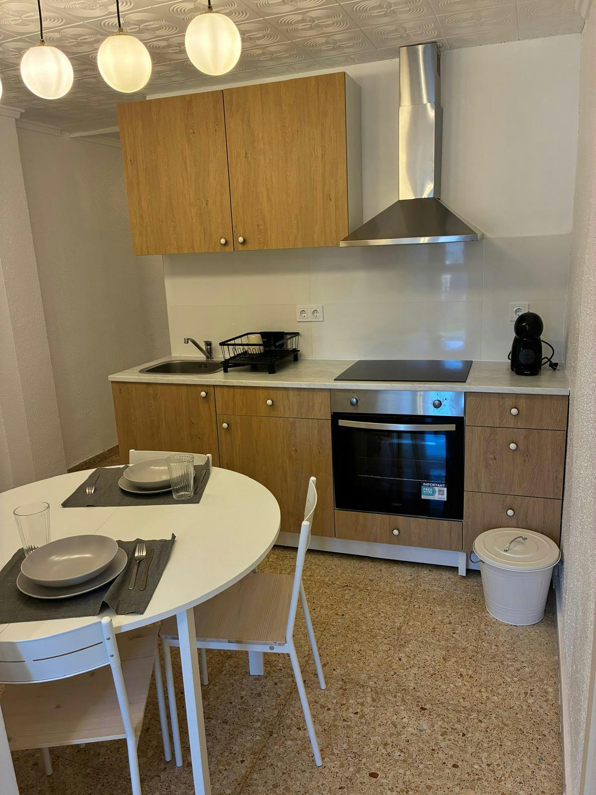Single room Xirivella, 1 bed, 6m² — photo 8