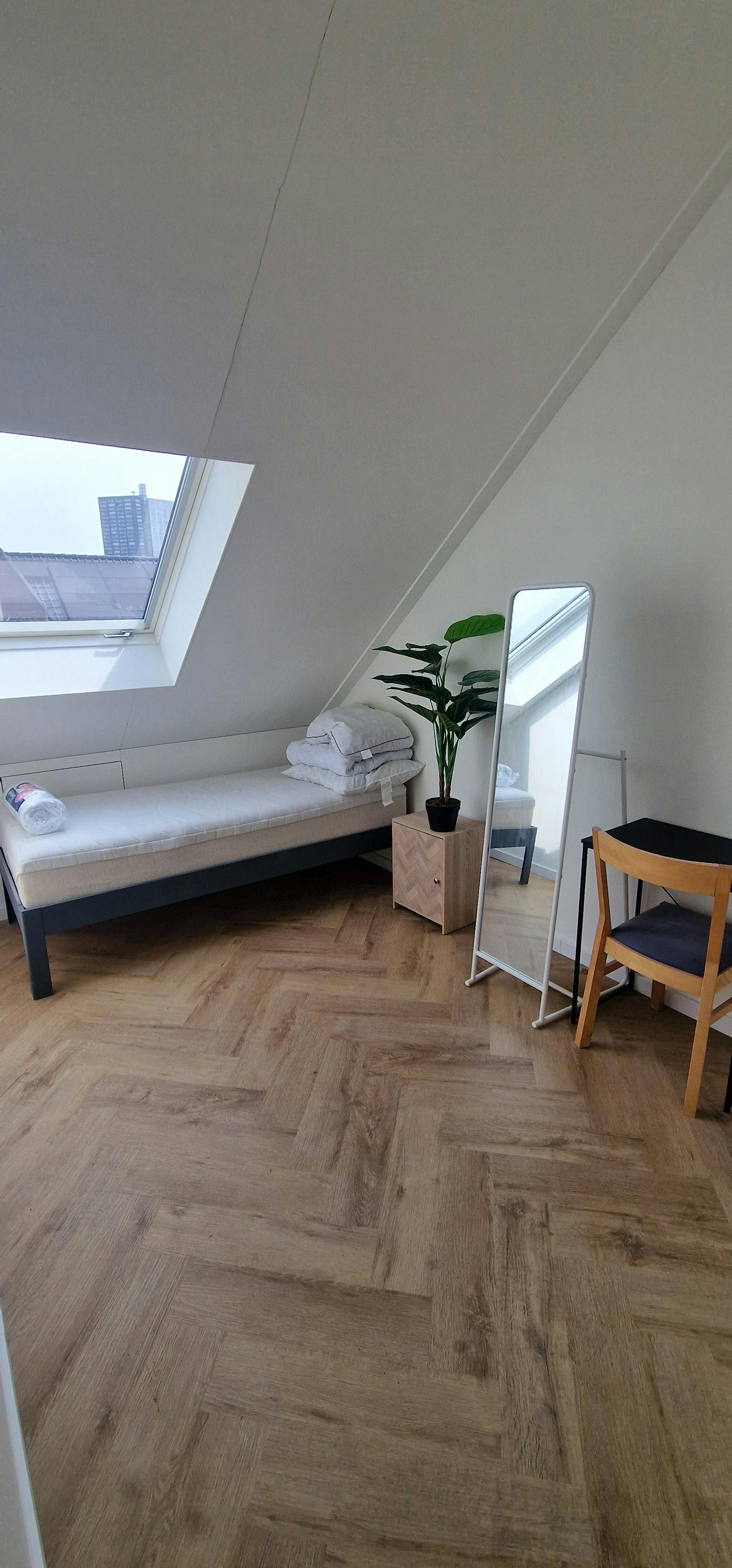 Stanza privata in affitto a 1000 € al mese a Spijkenisse, Klipper