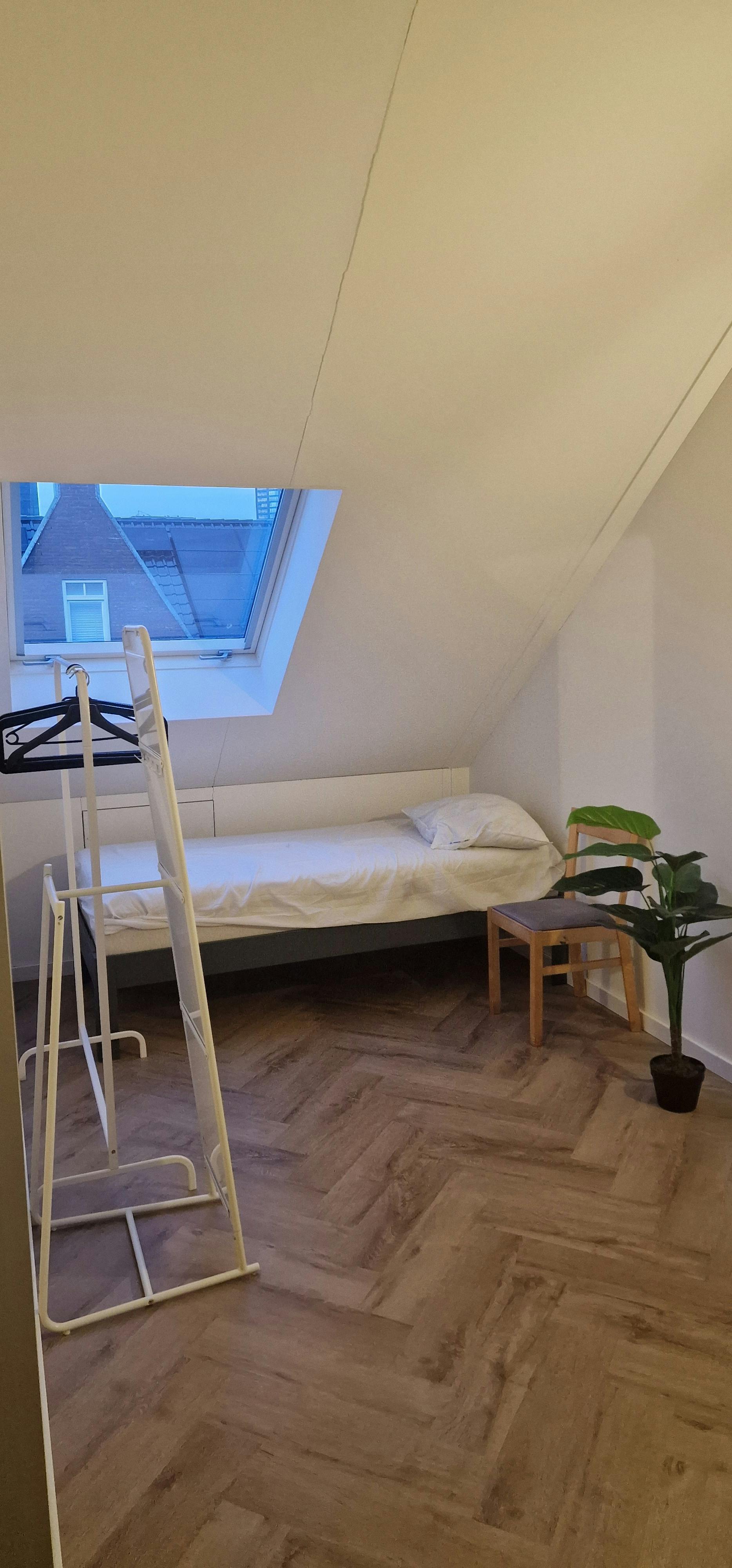 Приватна кімната за оренду для 1 000 EUR на місяць у Spijkenisse, Klipper