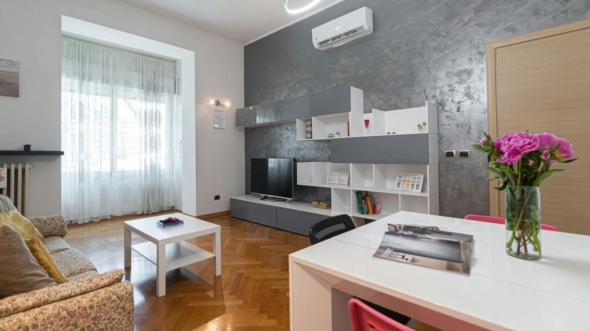 Apartment for rent for €1 per month in Milan, Via Emilio Cornalia