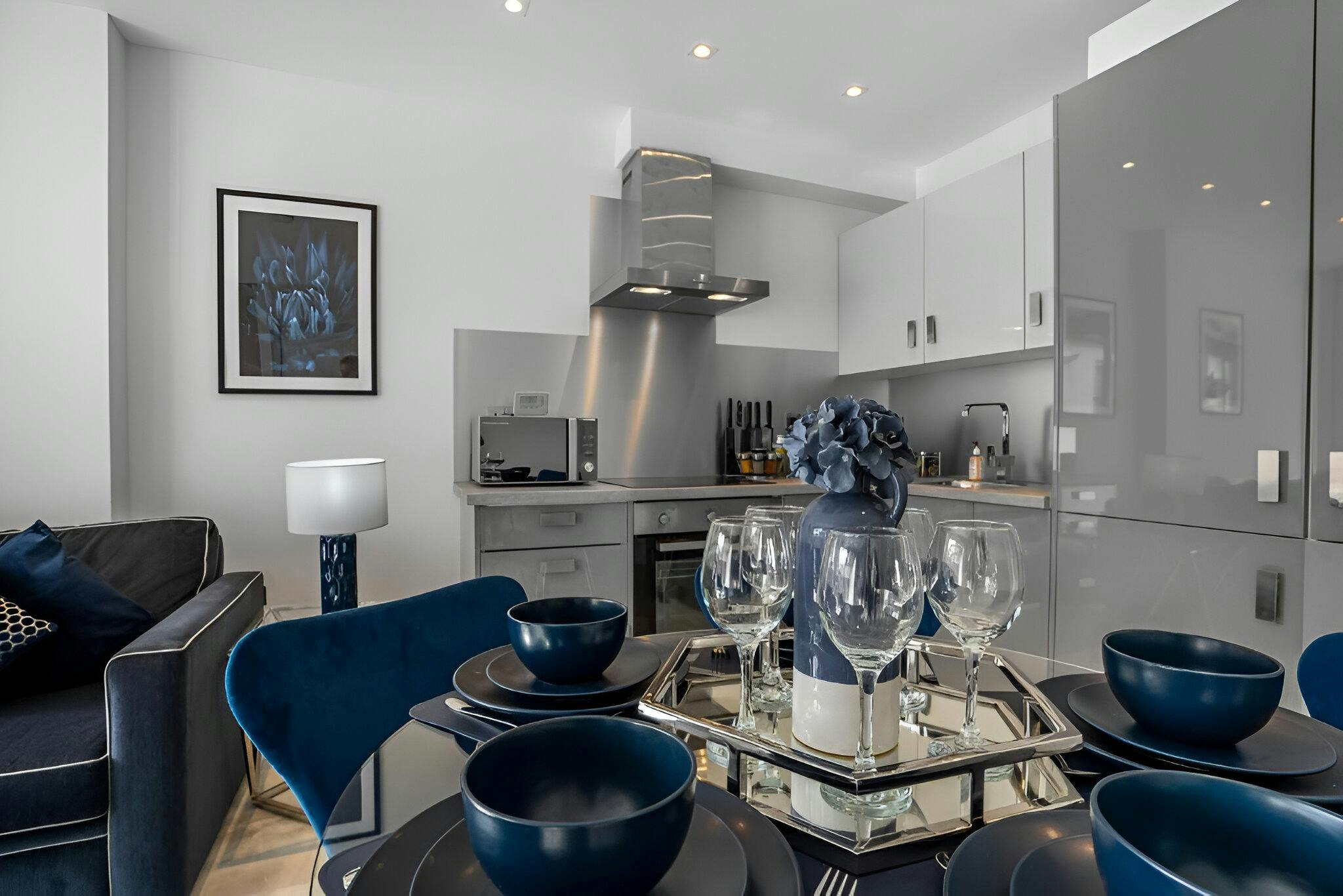 Apartment for rent for £4,100 per month in Wembley, Wembley Park Drive