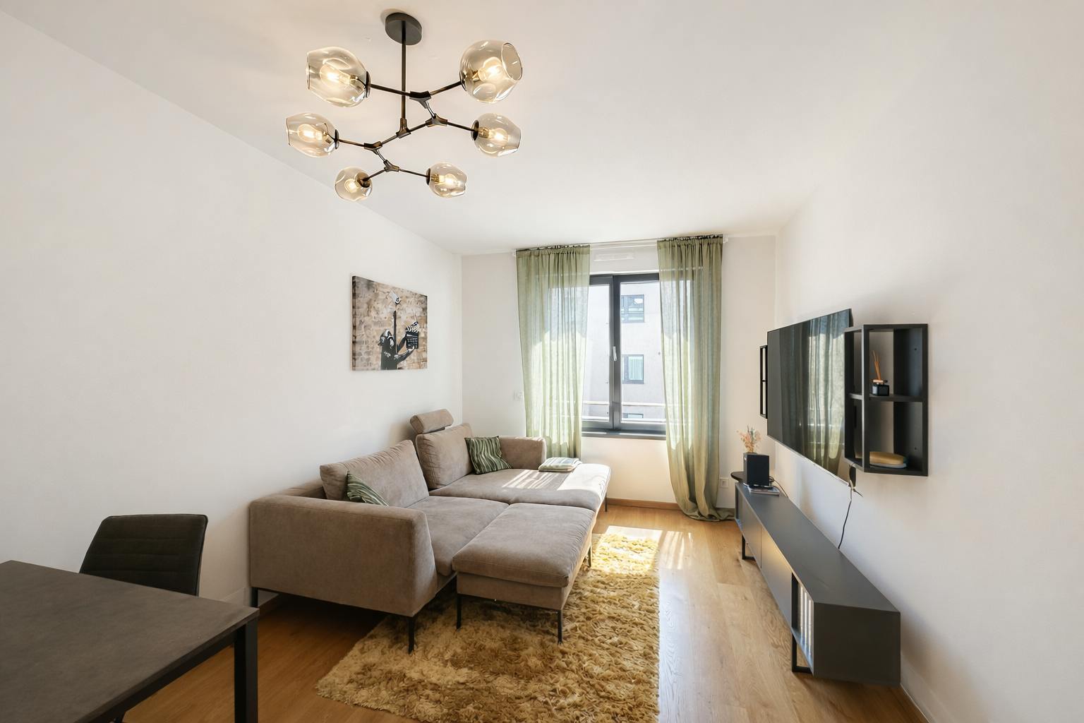 Apartment for rent for €2,100 per month in Frankfurt am Main, Töngesgasse