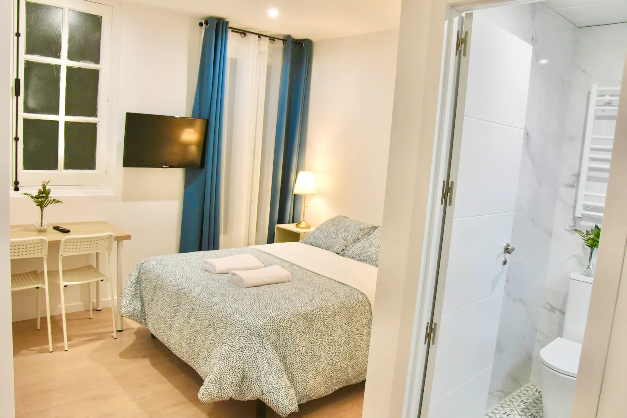 Plaza de las Cortes, Madrid preview