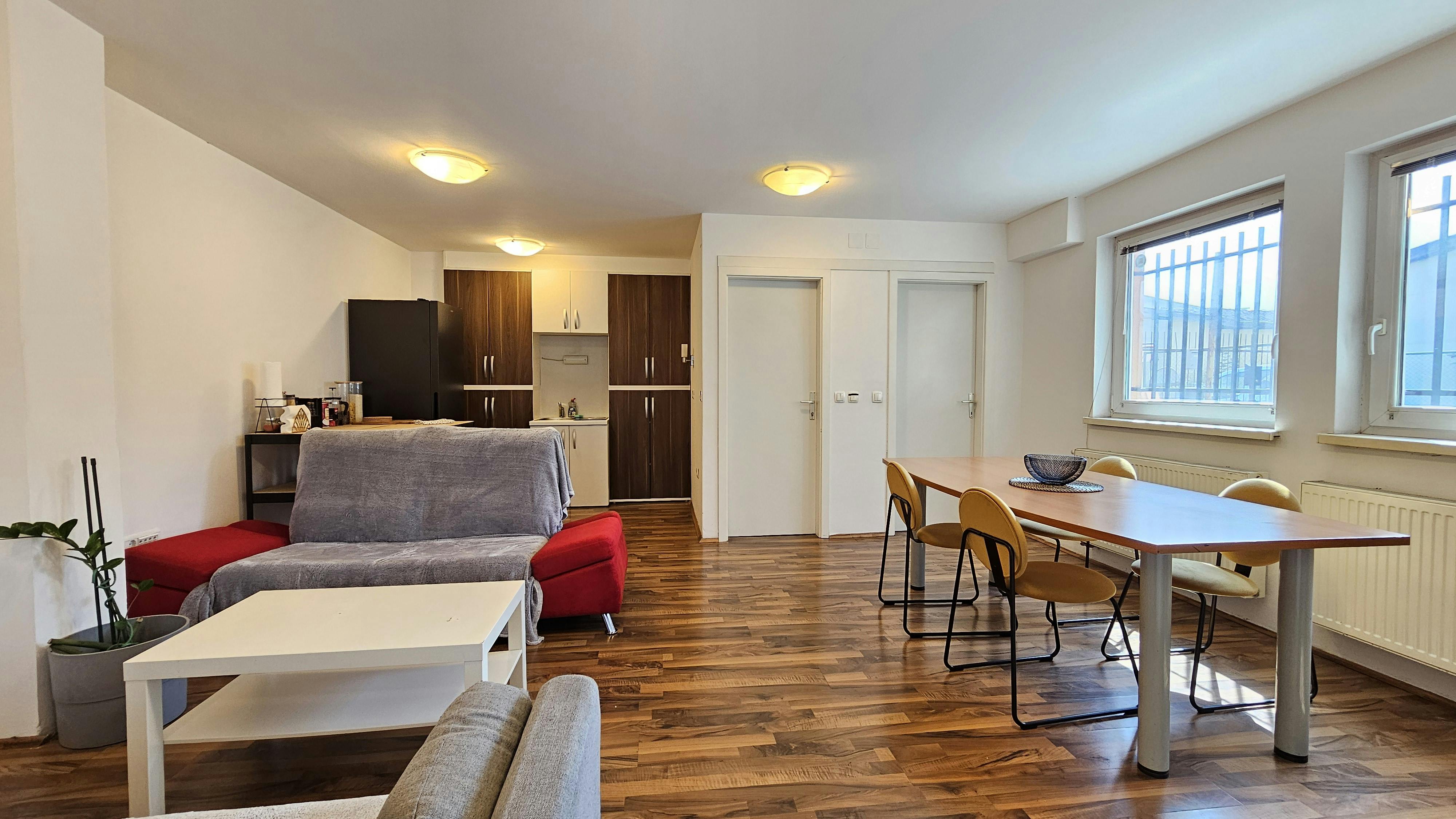 Studio for rent for €800 per month in Ljubljana, Dimičeva ulica