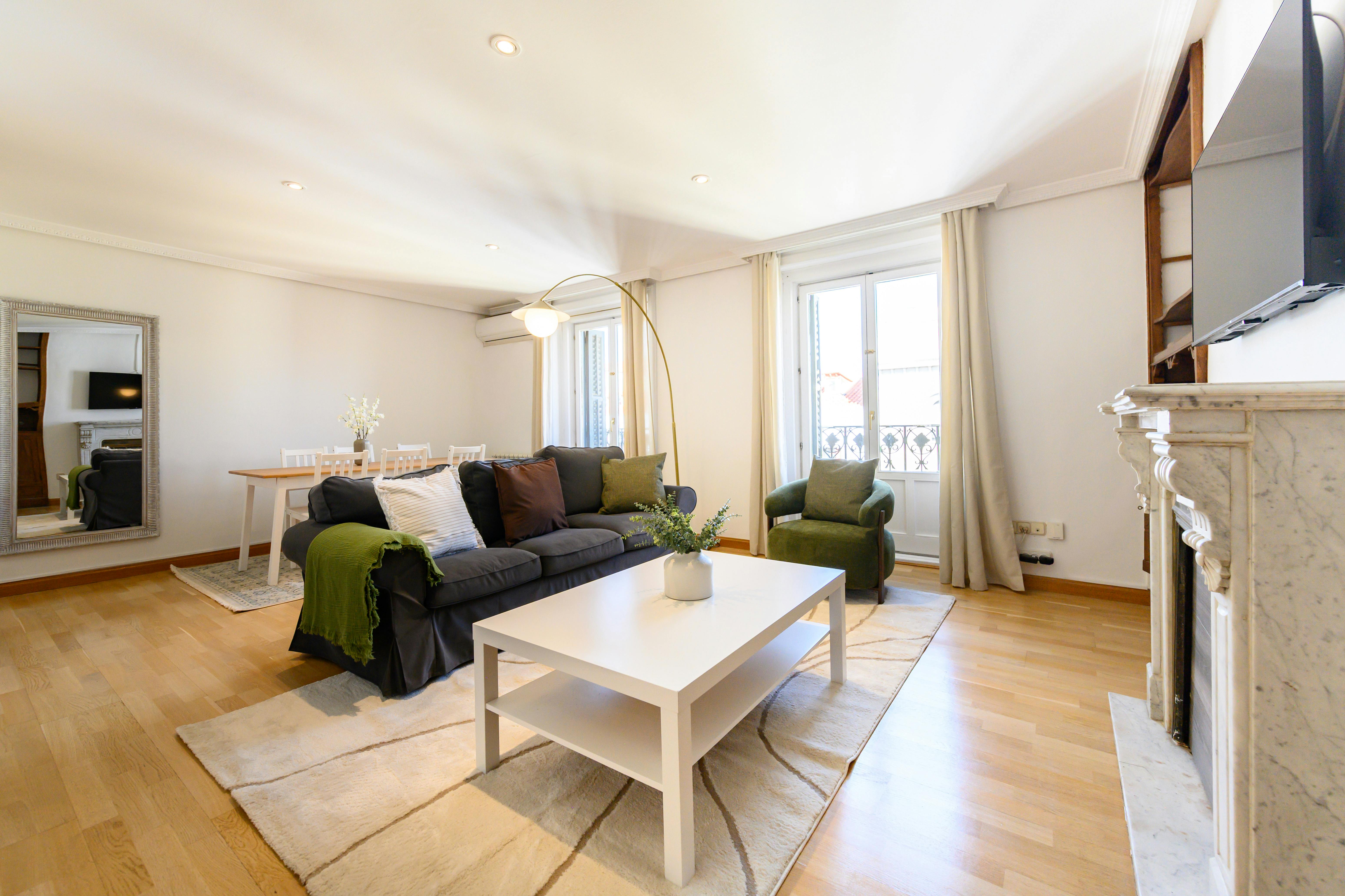 Apartment Madrid, 3 beds — photo 1