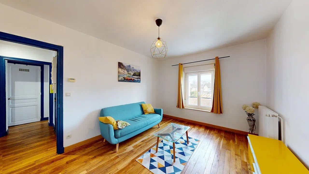 Квартира за оренду для 710 EUR на місяць у Reims, Rue d'Alsace Lorraine