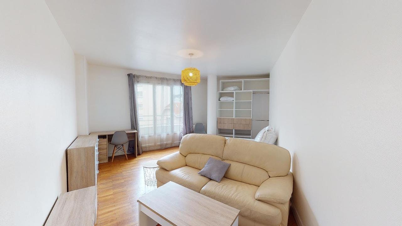 Rue de Stalingrad, Grenoble preview