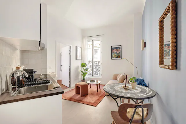 1-Bedroom Building in Place Sadi-Carnot, Marseille (1691239) room image 1