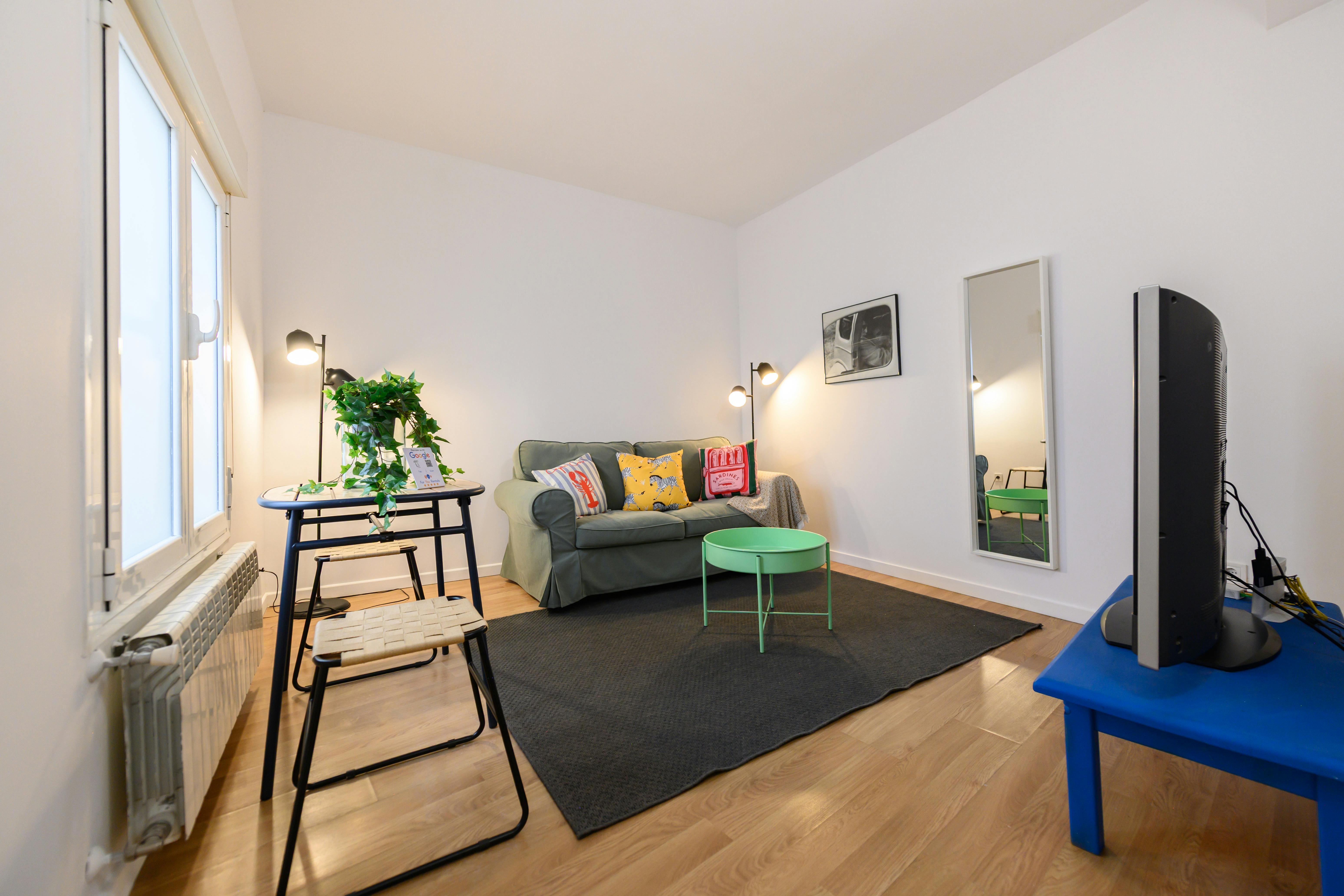 Apartamento para alugar por € 1.800 por mês em Madrid, Calle de Fernández de Oviedo